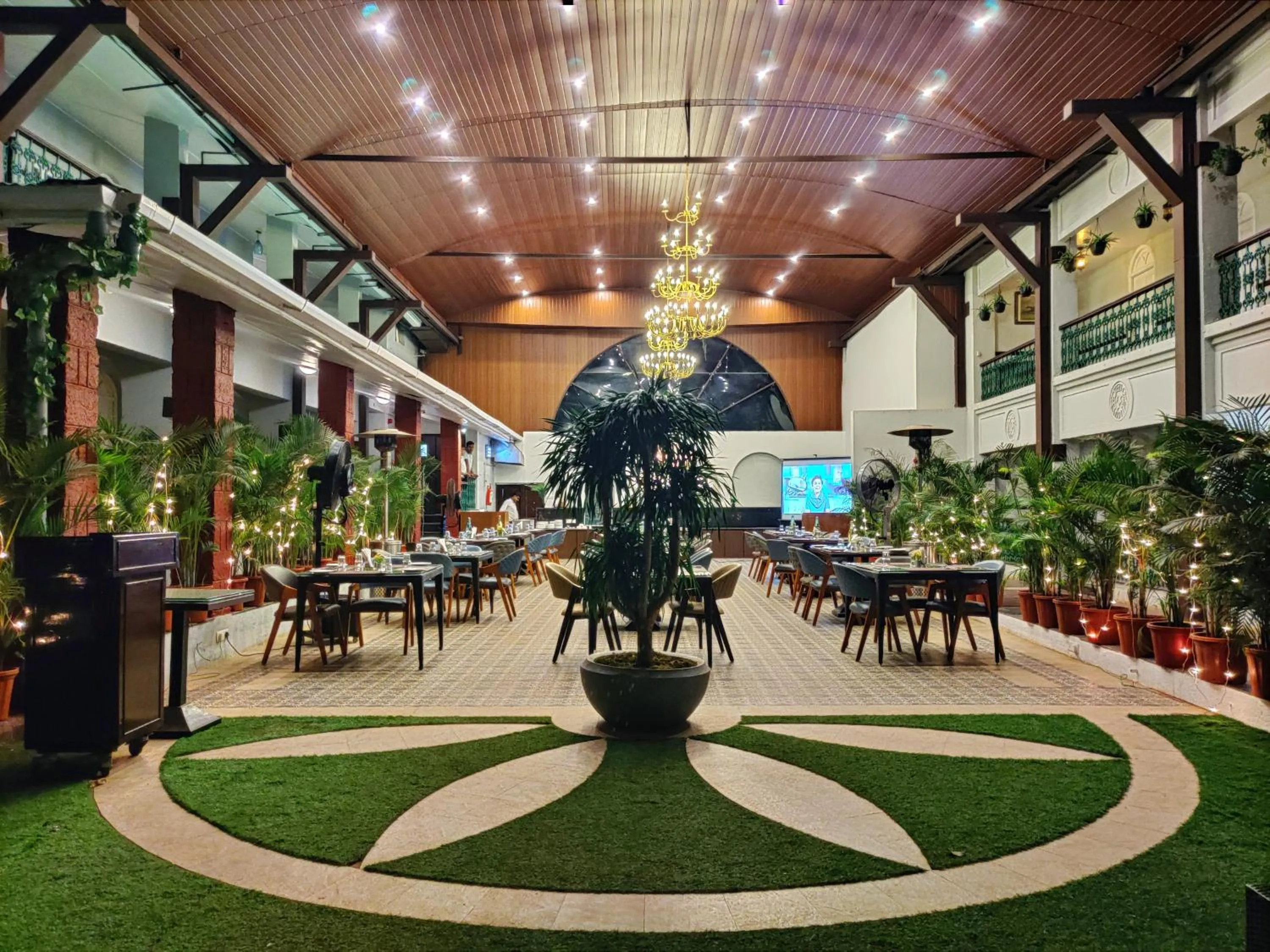 Restaurant/places to eat in Chambers Mahabaleshwar, A Club Mahindra Associate Resort