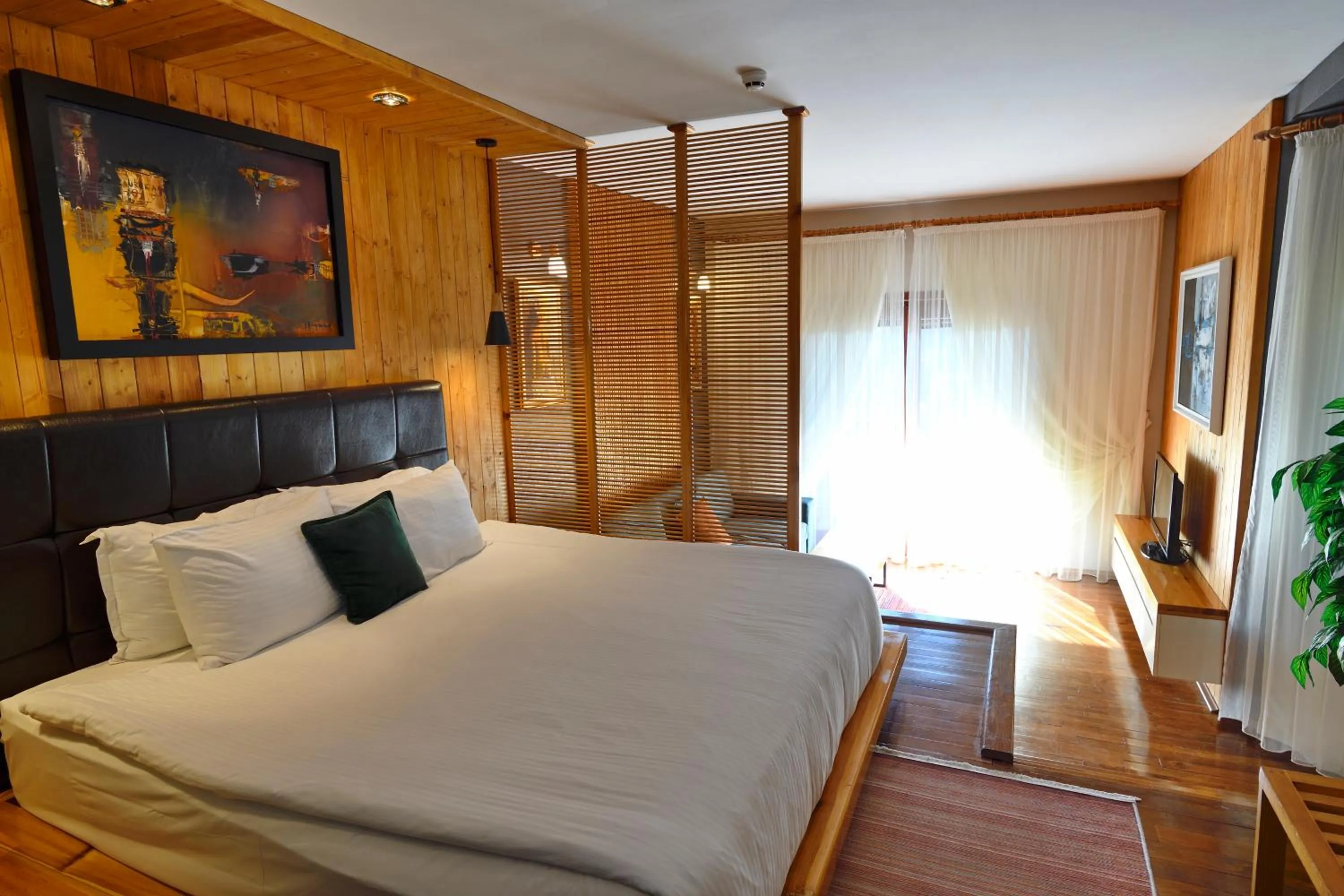 Bedroom, Bed in Aurora Resort & Spa