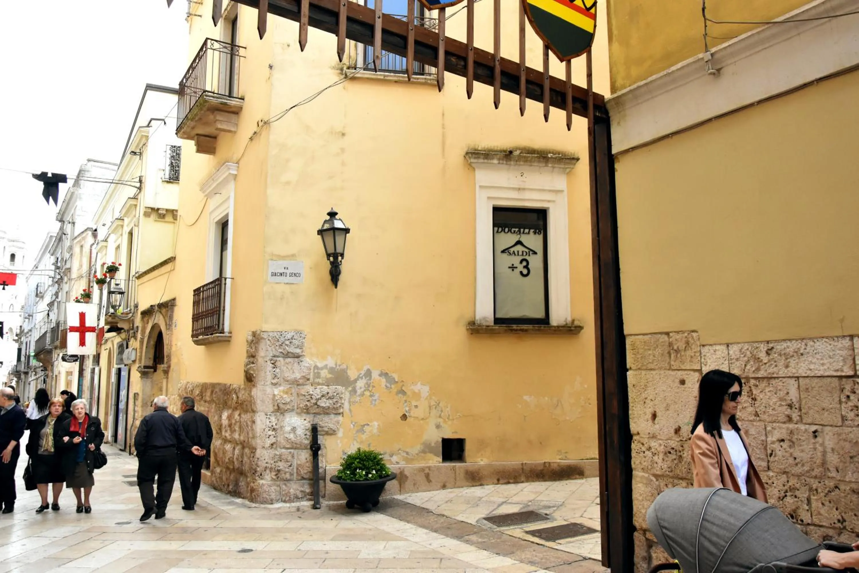 Property building in XVIII Arcano