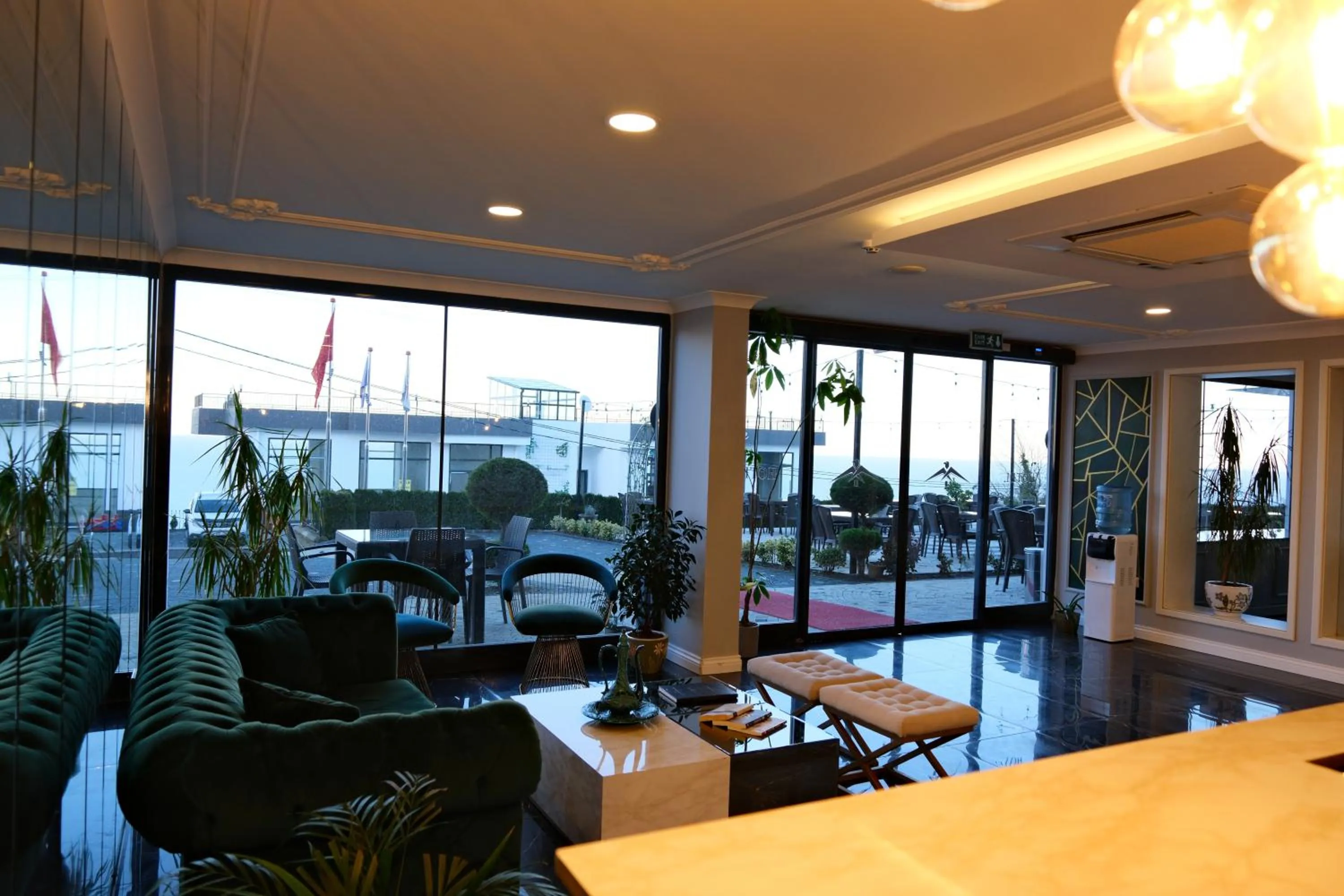 Lobby or reception in Şahin Tepesi Suite Otel