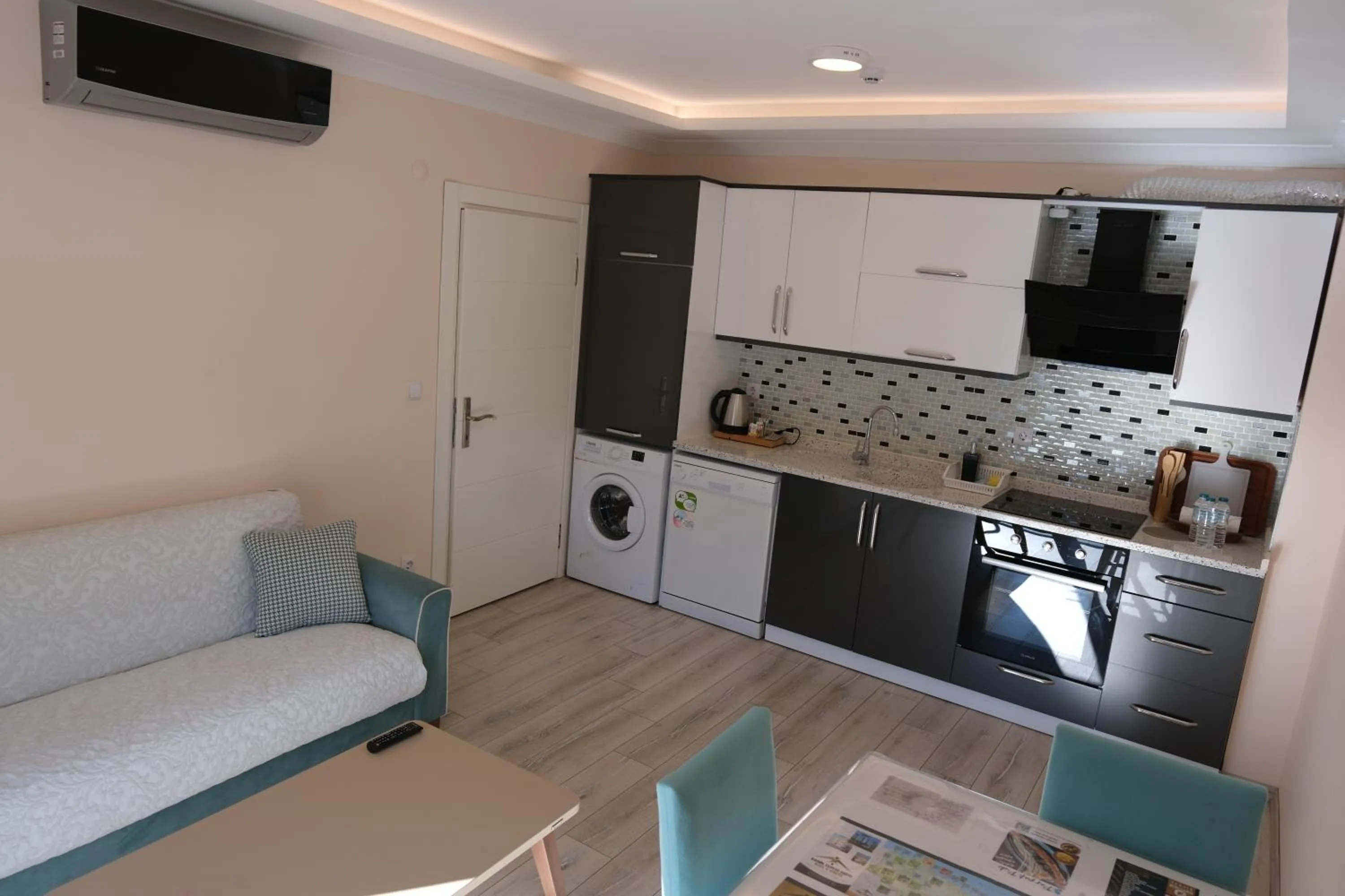 TV and multimedia in Şahin Tepesi Suite Otel