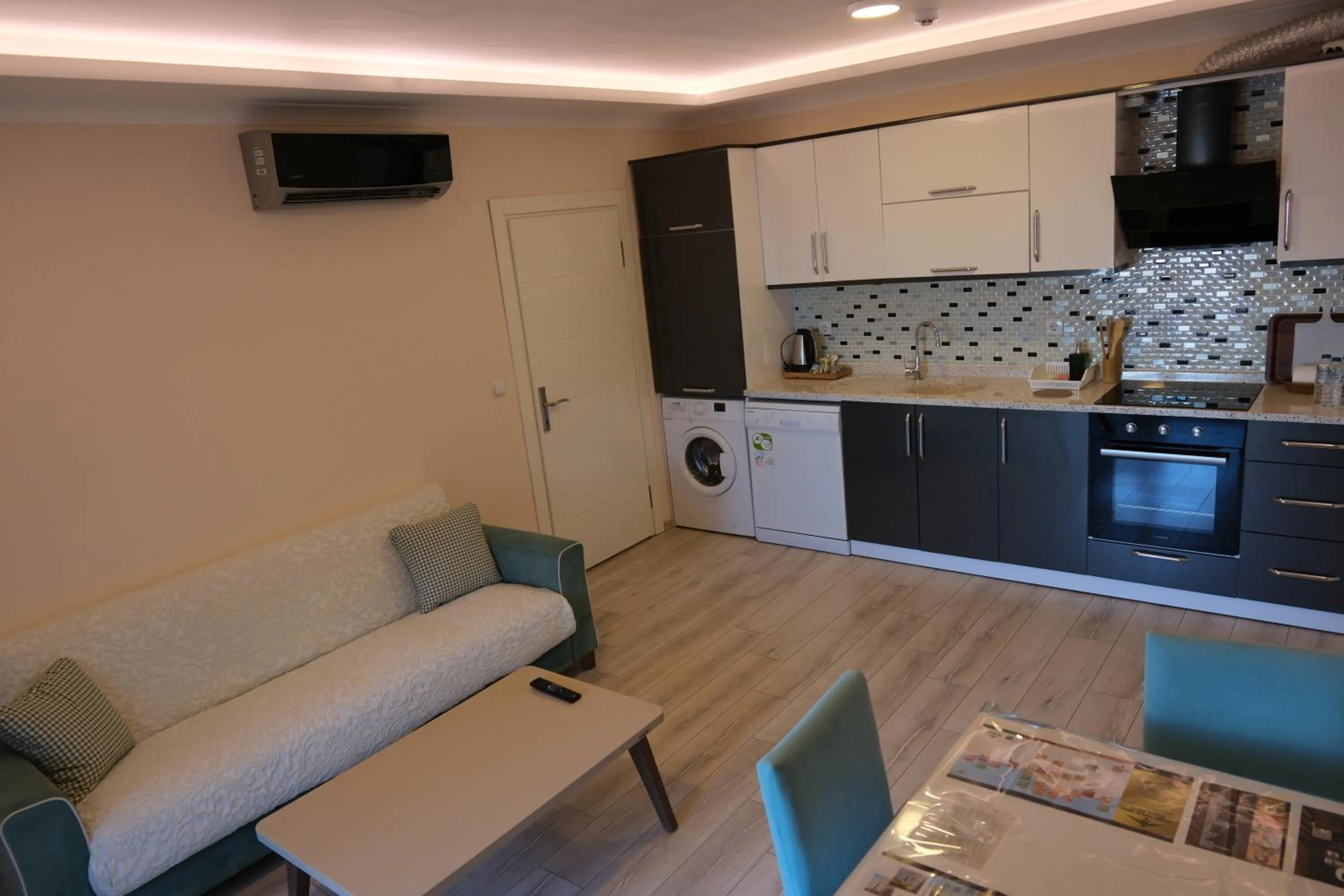 Kitchen or kitchenette in Şahin Tepesi Suite Otel