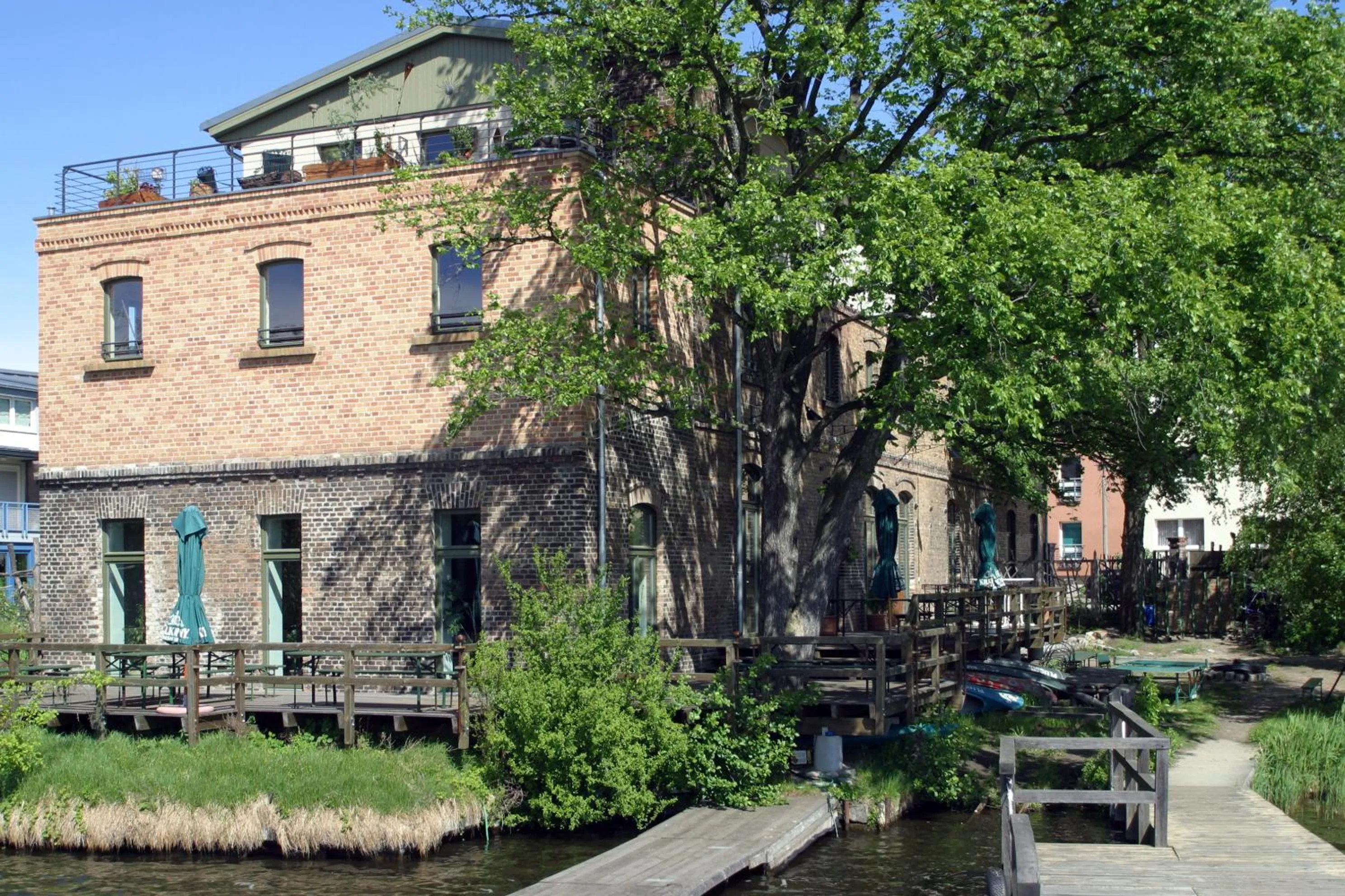 Property building in Seminar- und Gästehaus Flussbad Gartenstrasse