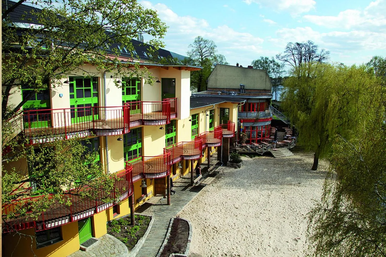 Property building in Seminar- und Gästehaus Flussbad Gartenstrasse