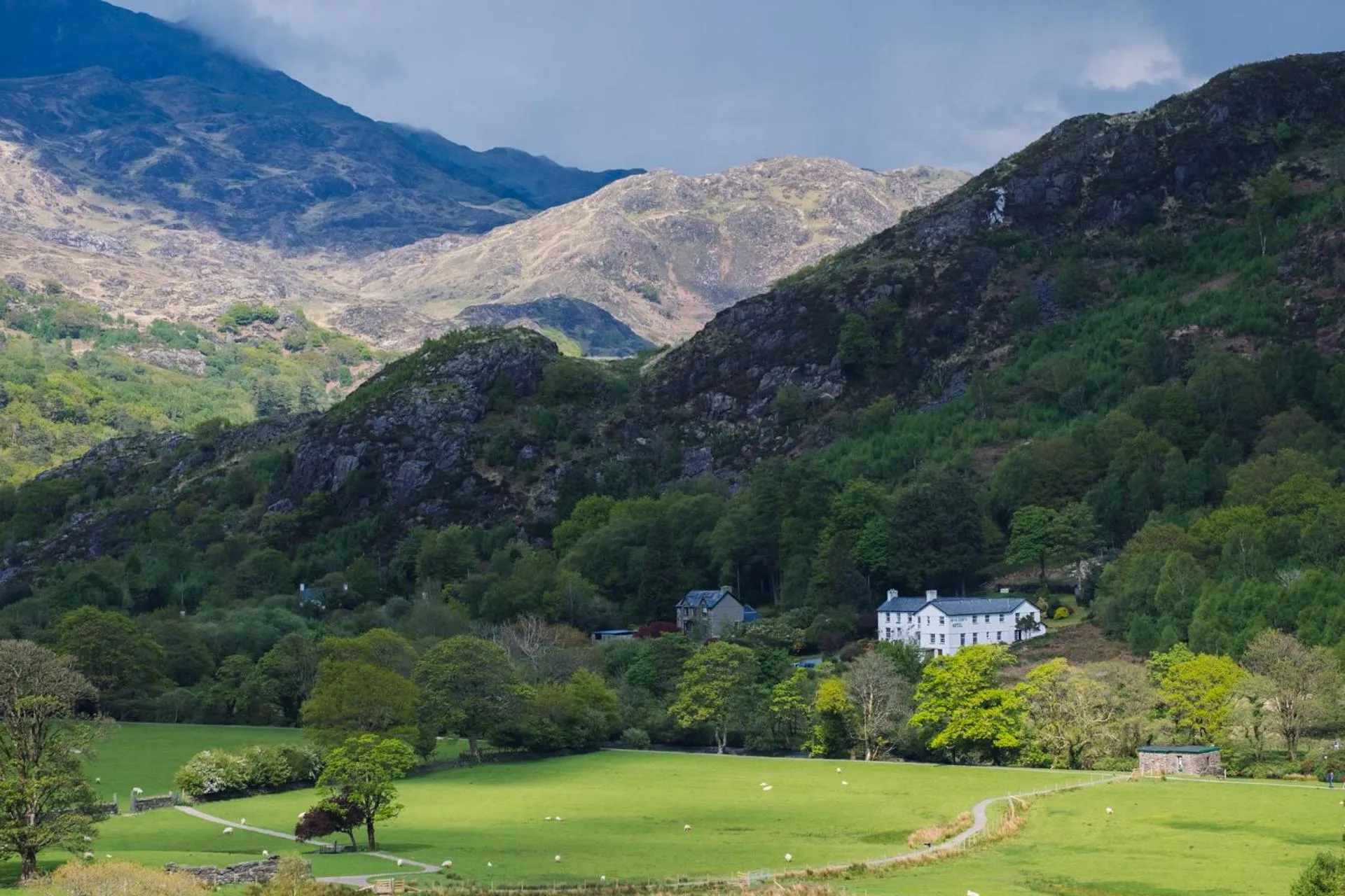 Property building in Ty Afon - River House