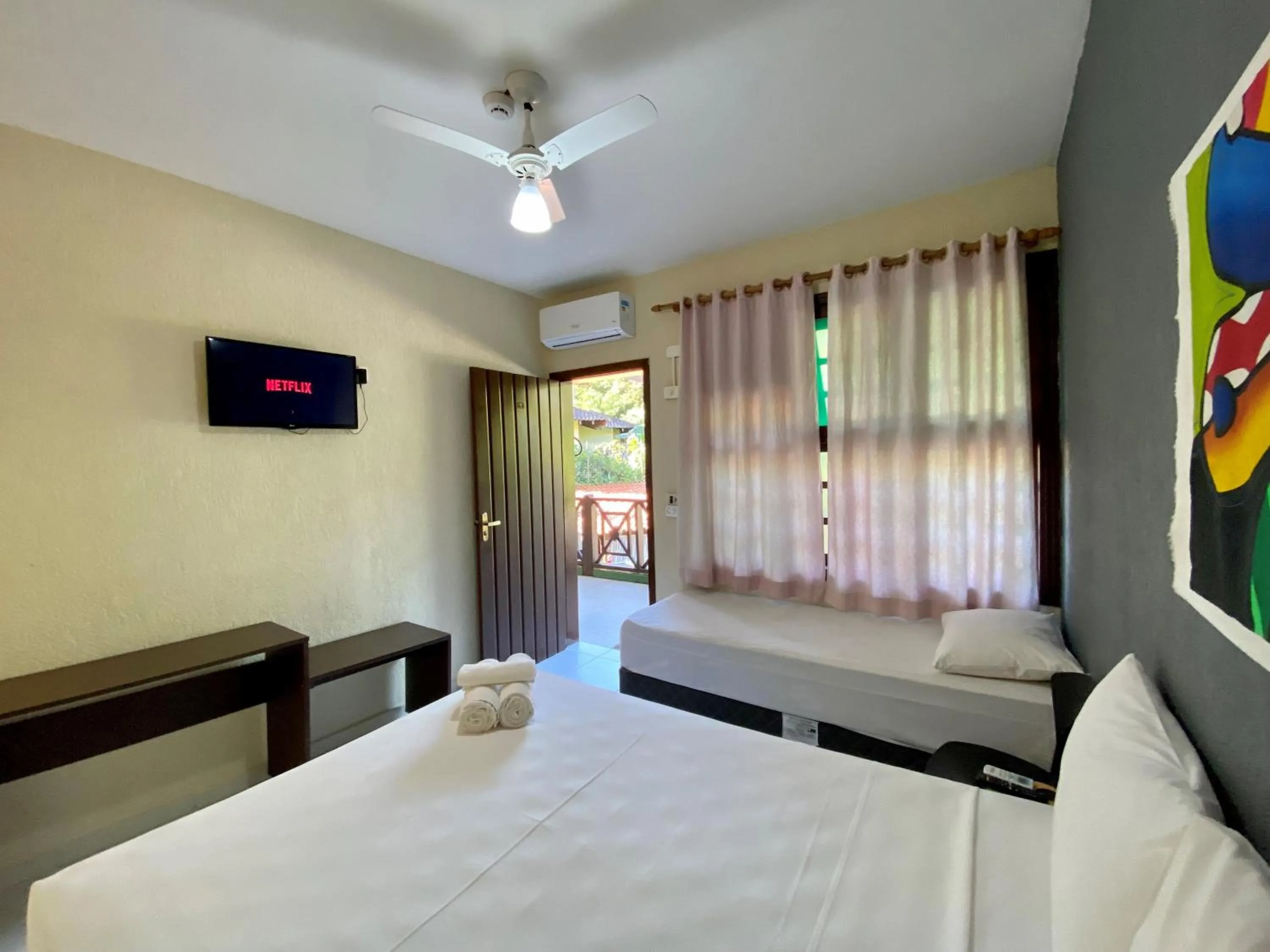 Bed in Hotel Canto do Rio Maresias