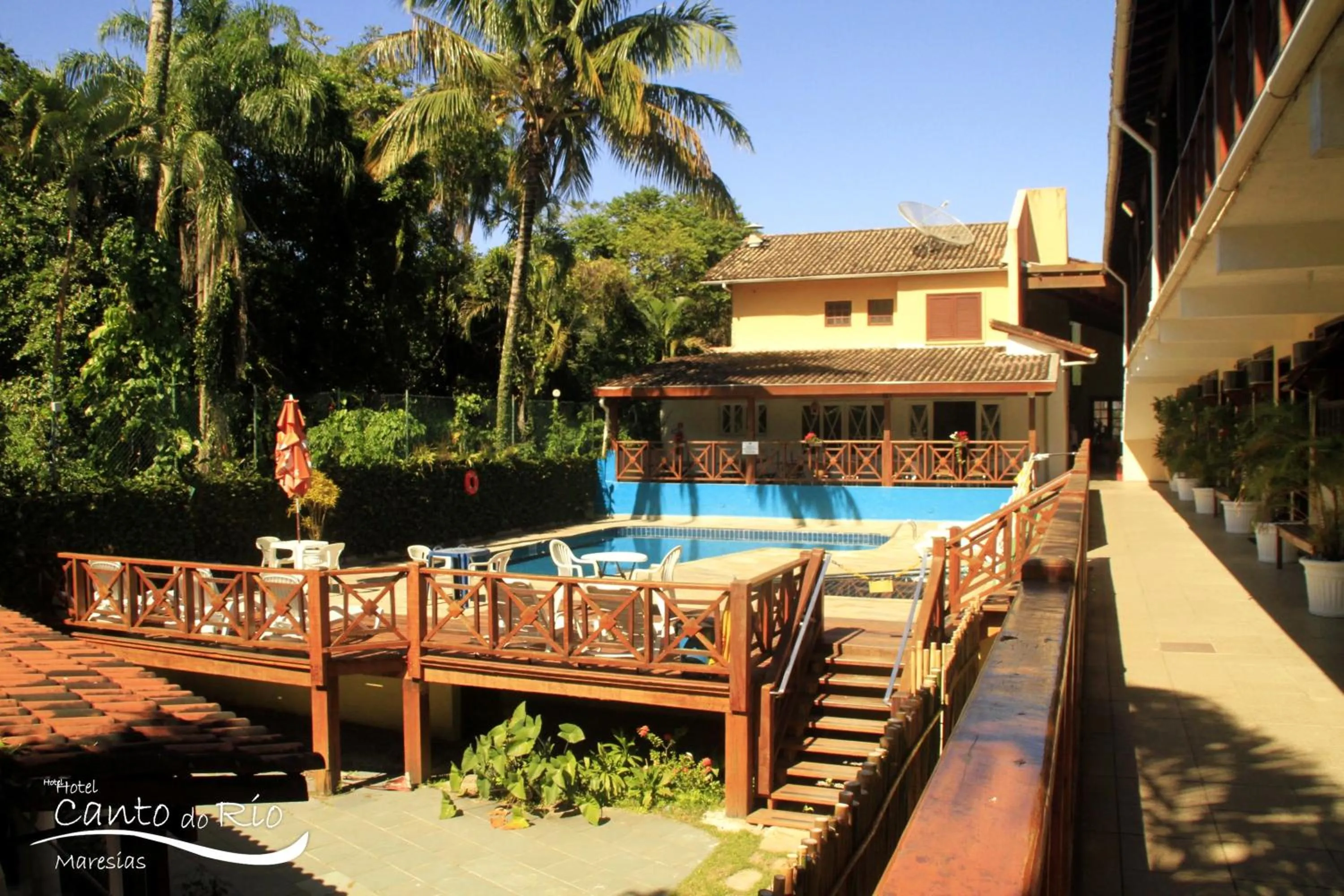 Swimming pool in Hotel Canto do Rio Maresias