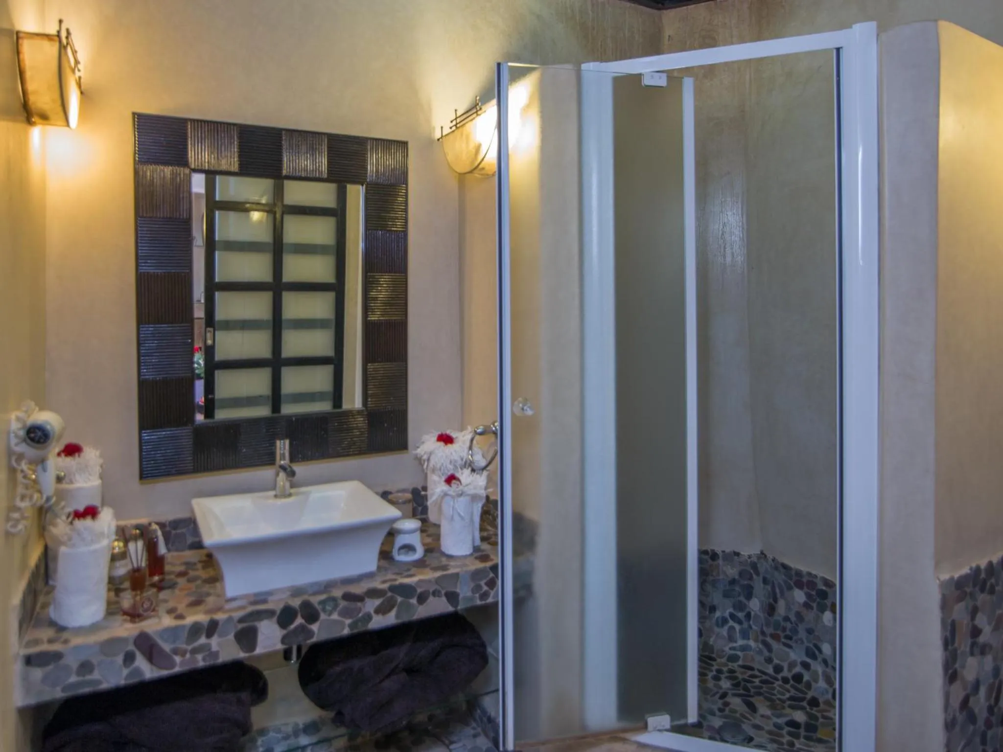 Bathroom in Riad Samsli