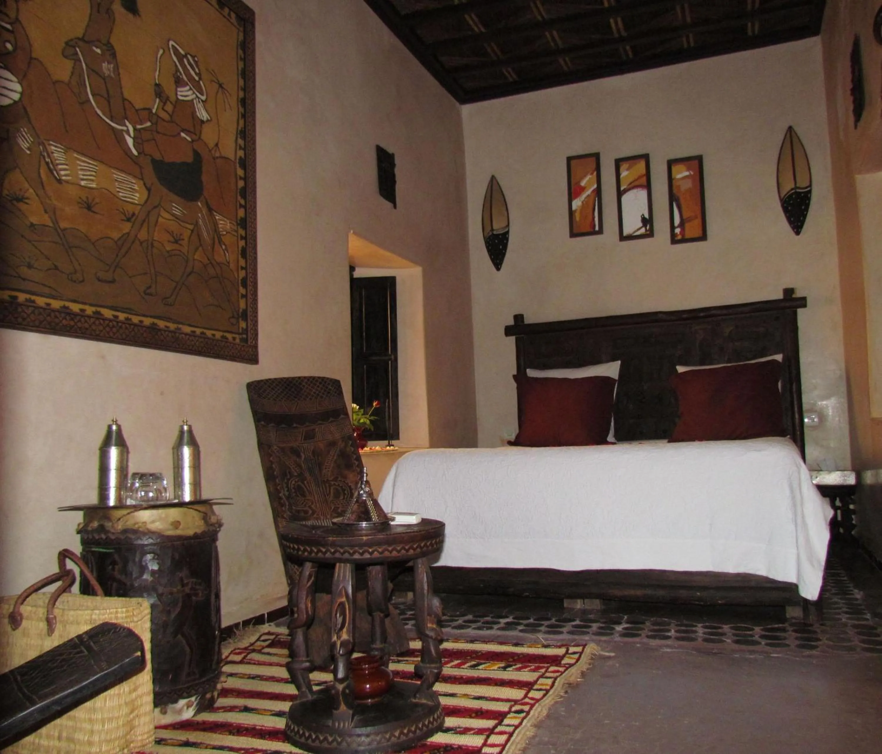 Photo of the whole room, Bed in Riad Samsli