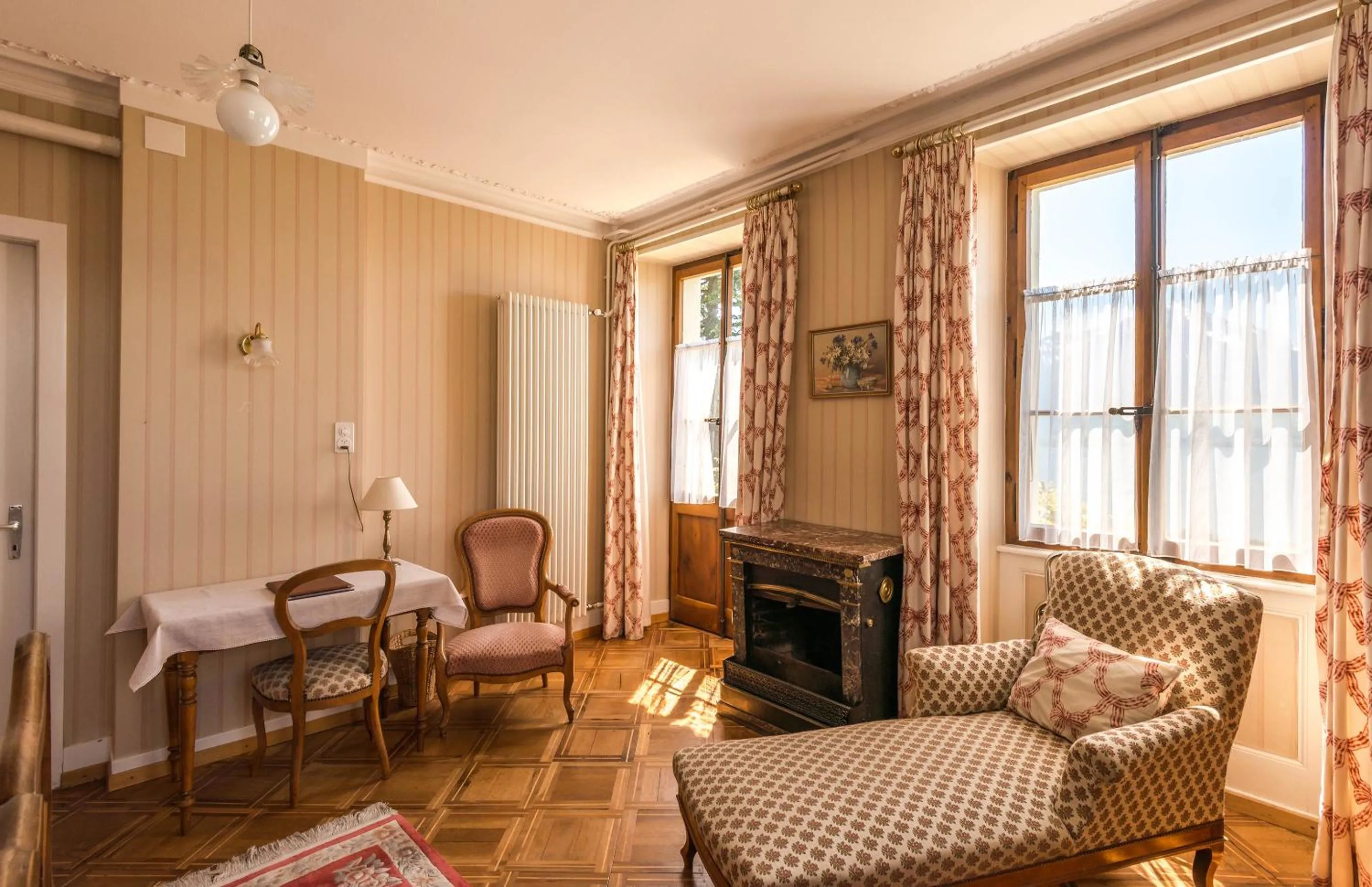 Photo of the whole room in Swiss Historic Hotel Masson
