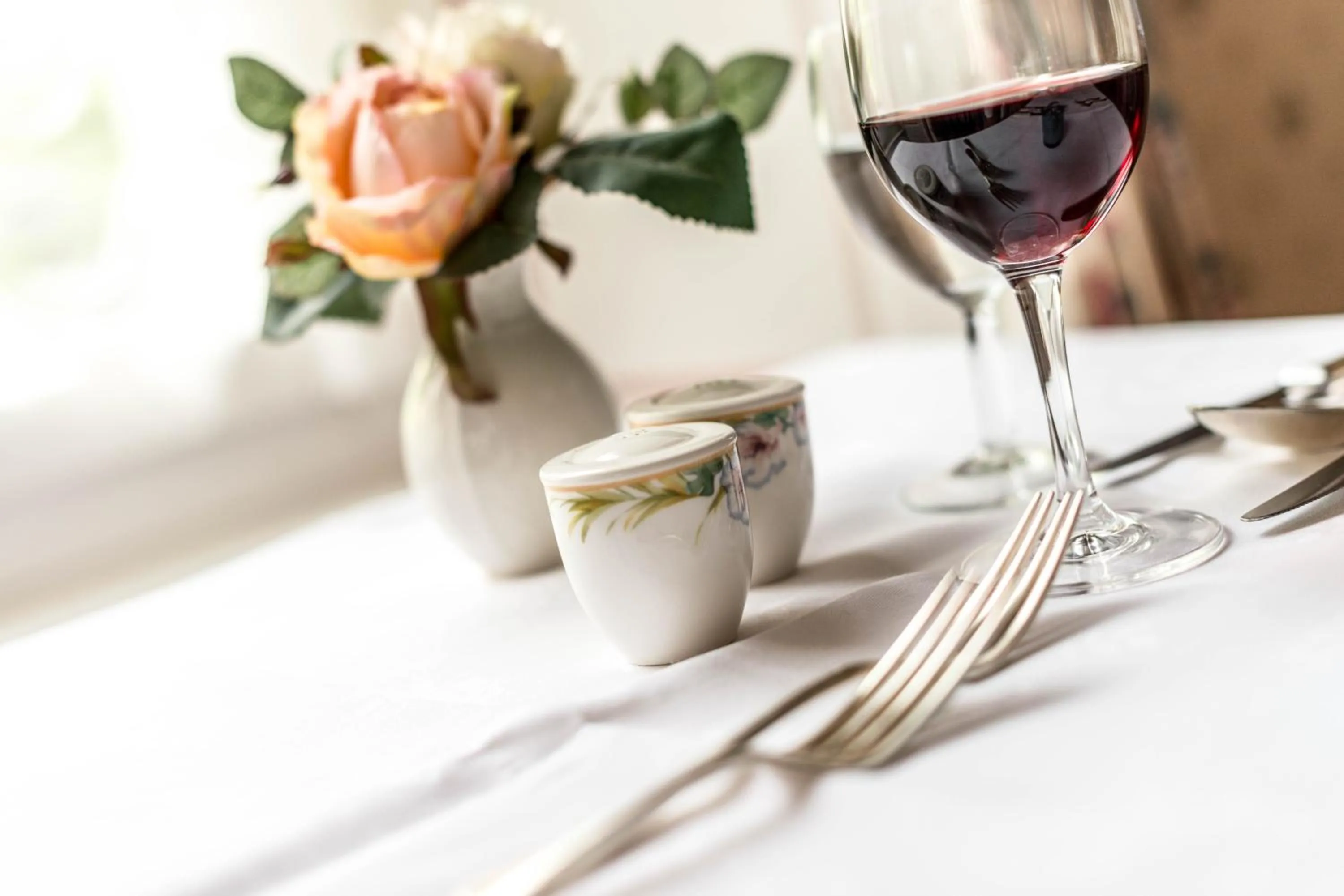 Restaurant/places to eat in Swiss Historic Hotel Masson