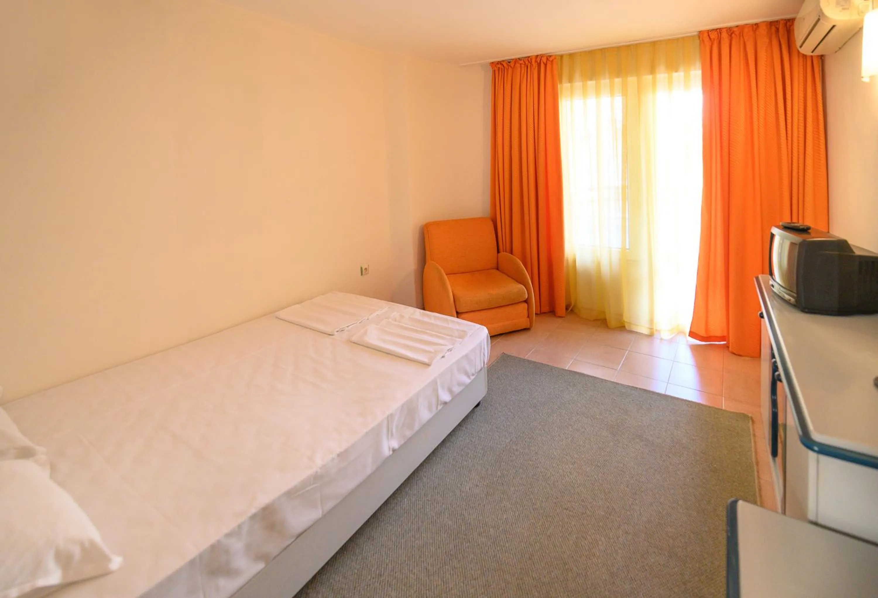 Bed in Hotel Iskar & Aquapark - All Inclusive