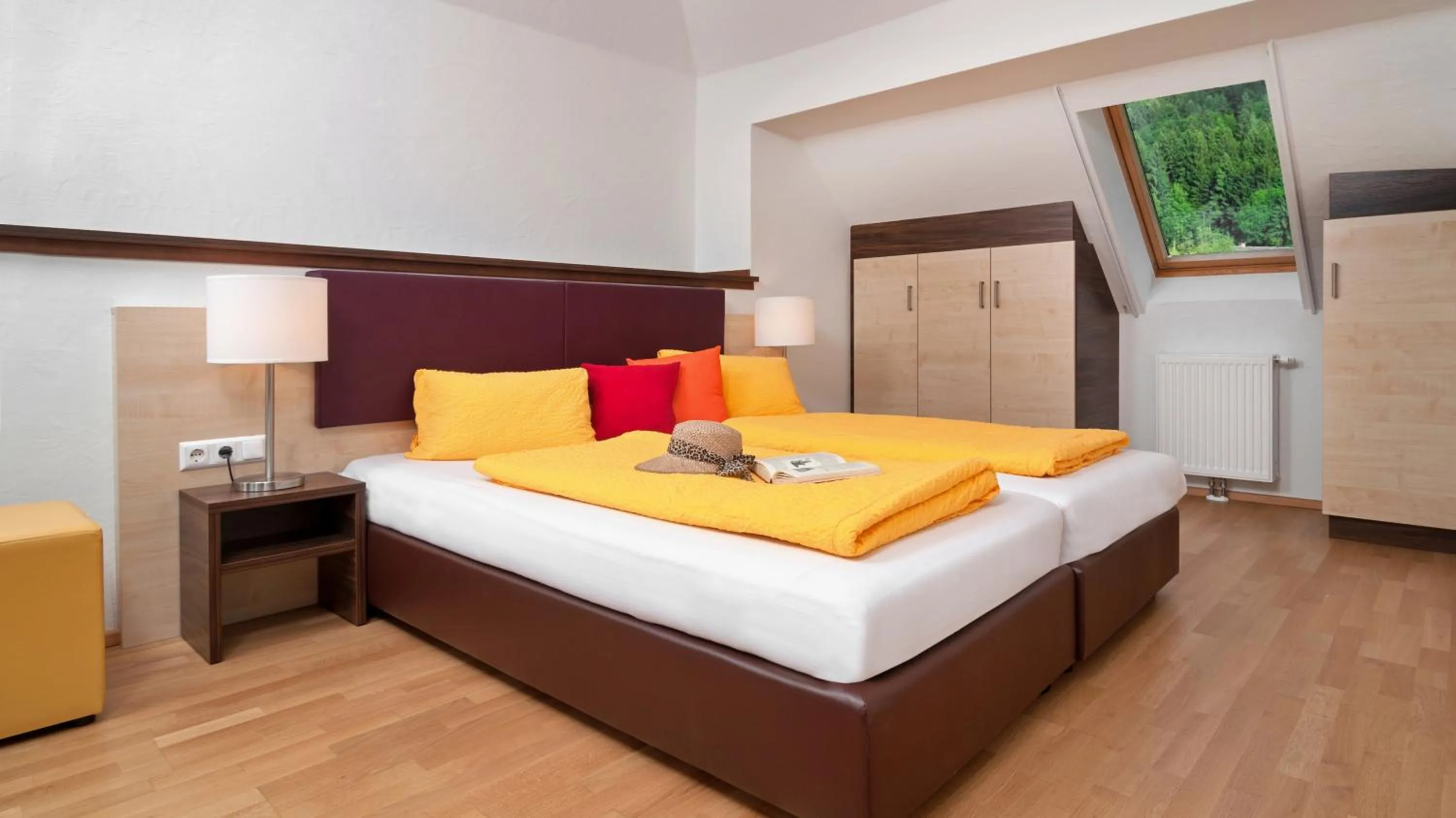 Photo of the whole room, Bed in Wellness Landhaus Parth