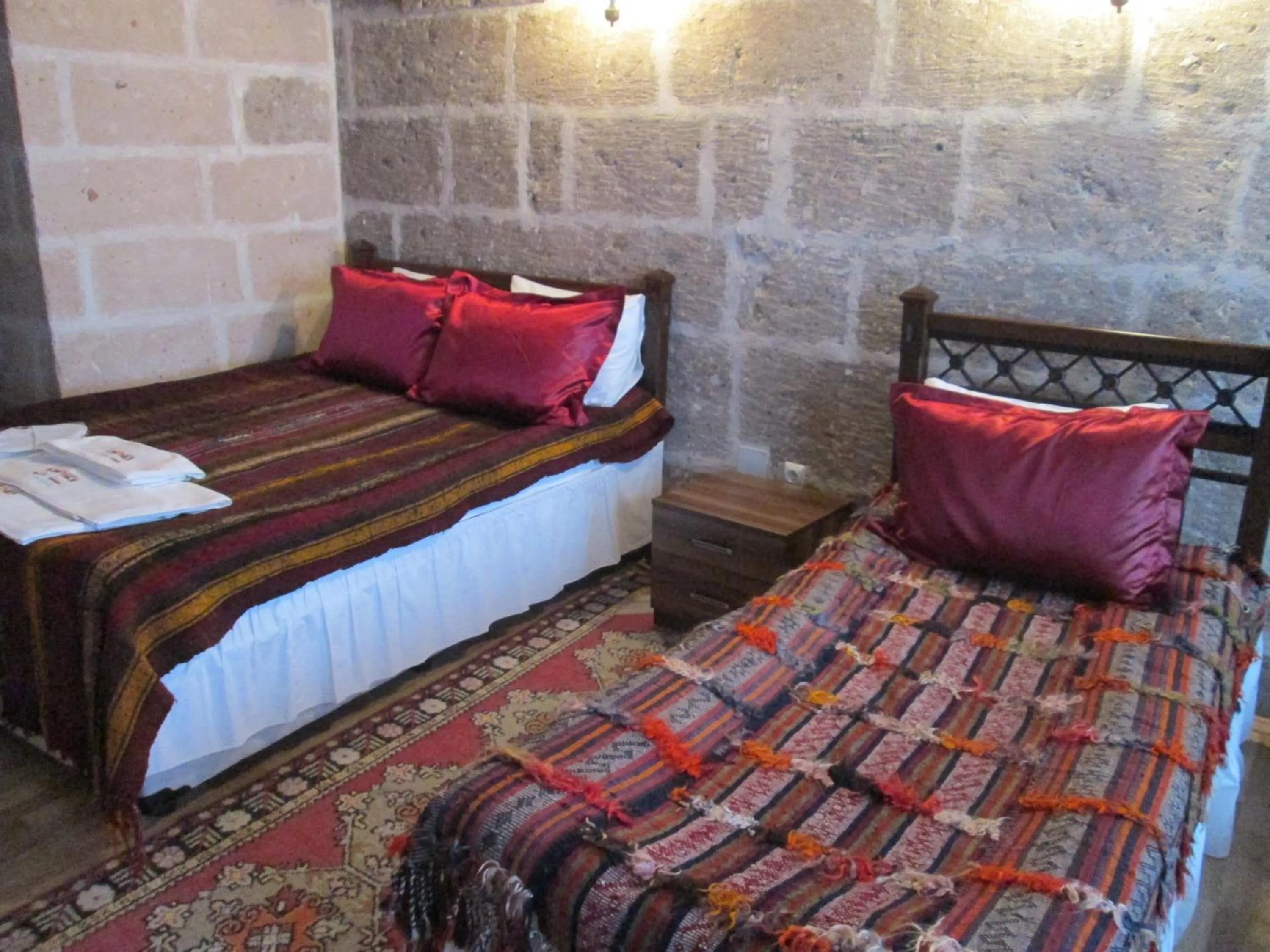 Bed in Osmanoglu Hotel