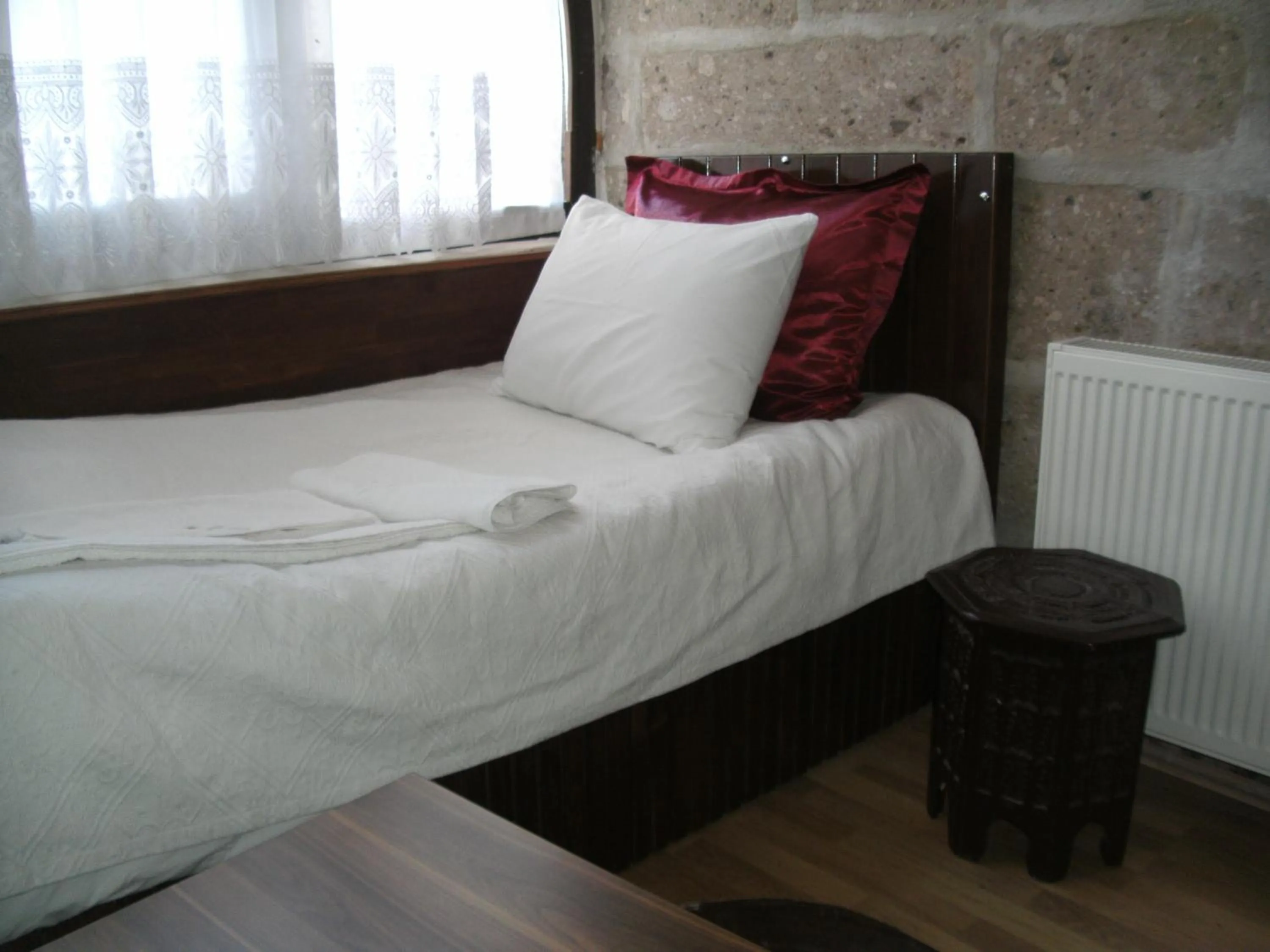 Bed in Osmanoglu Hotel