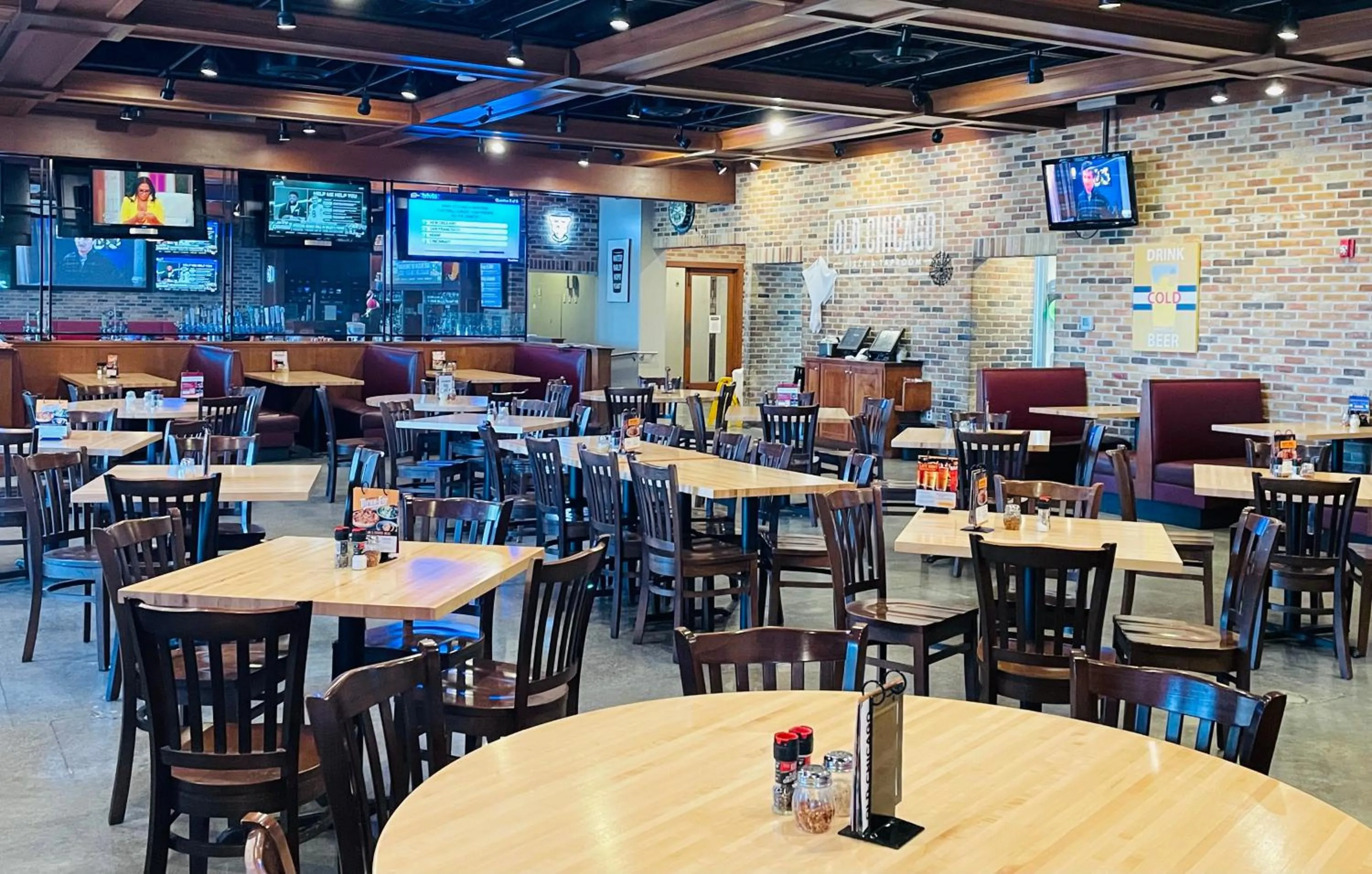 Restaurant/places to eat in Best Western Plus Dubuque Hotel and Conference Center