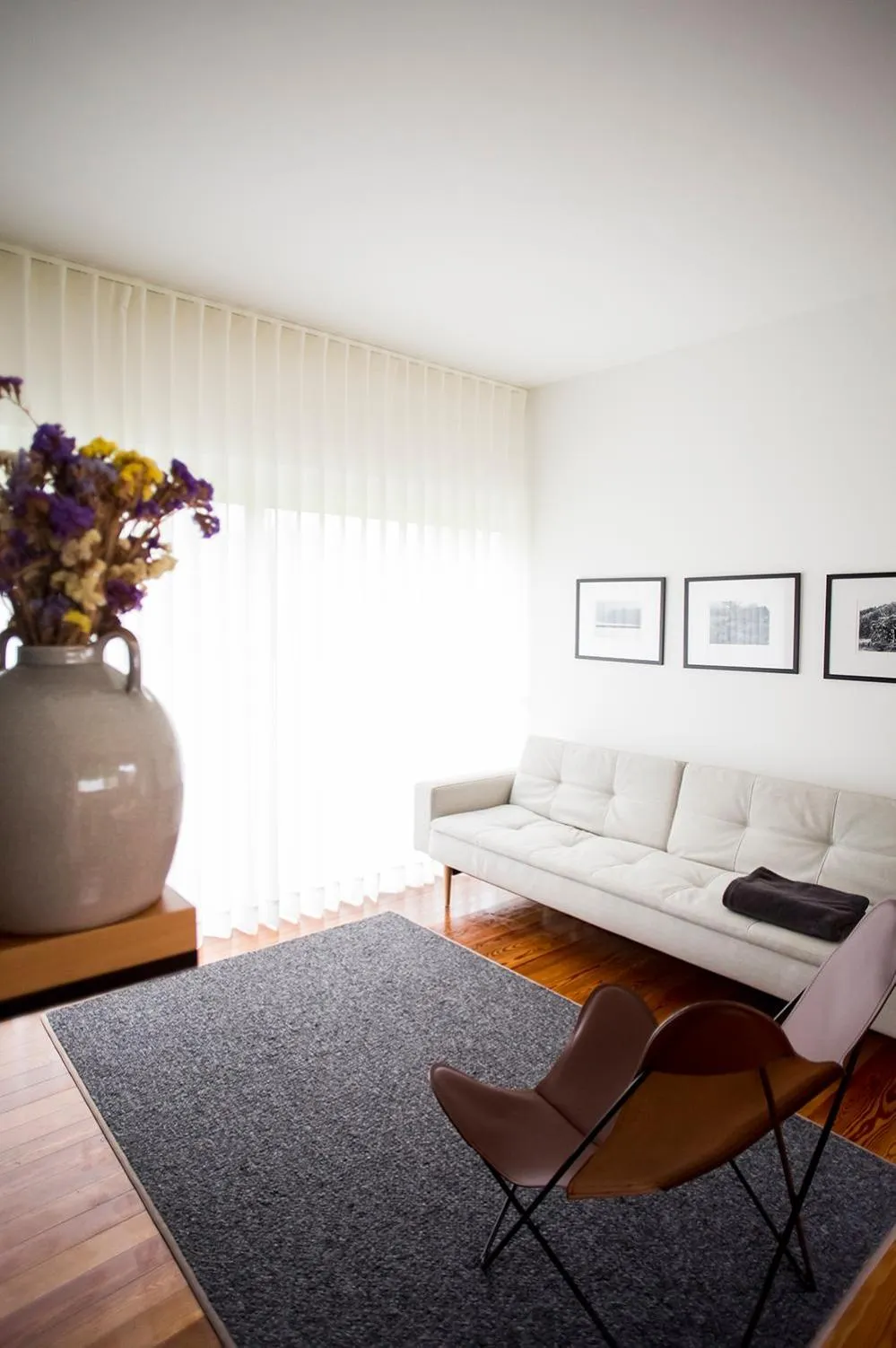 Living room in Furnas Lake Forest Living