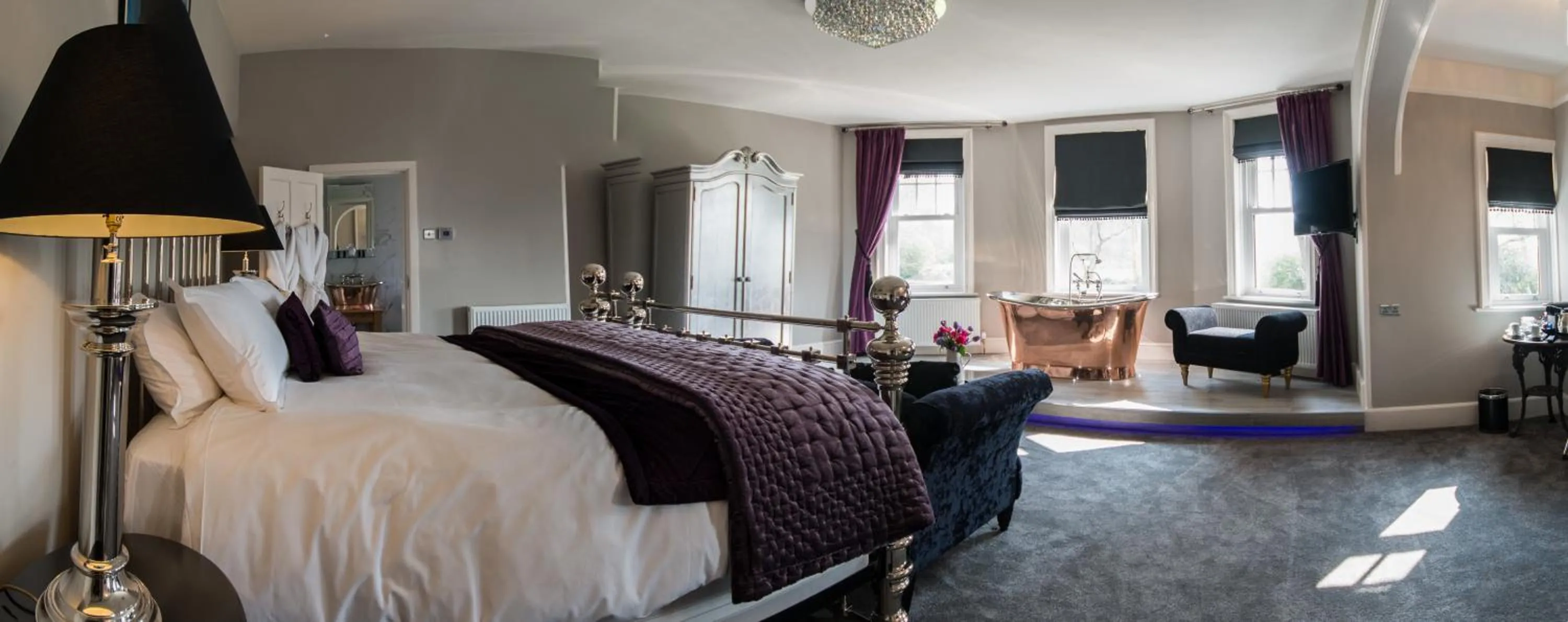 Bed in Dower House Hotel