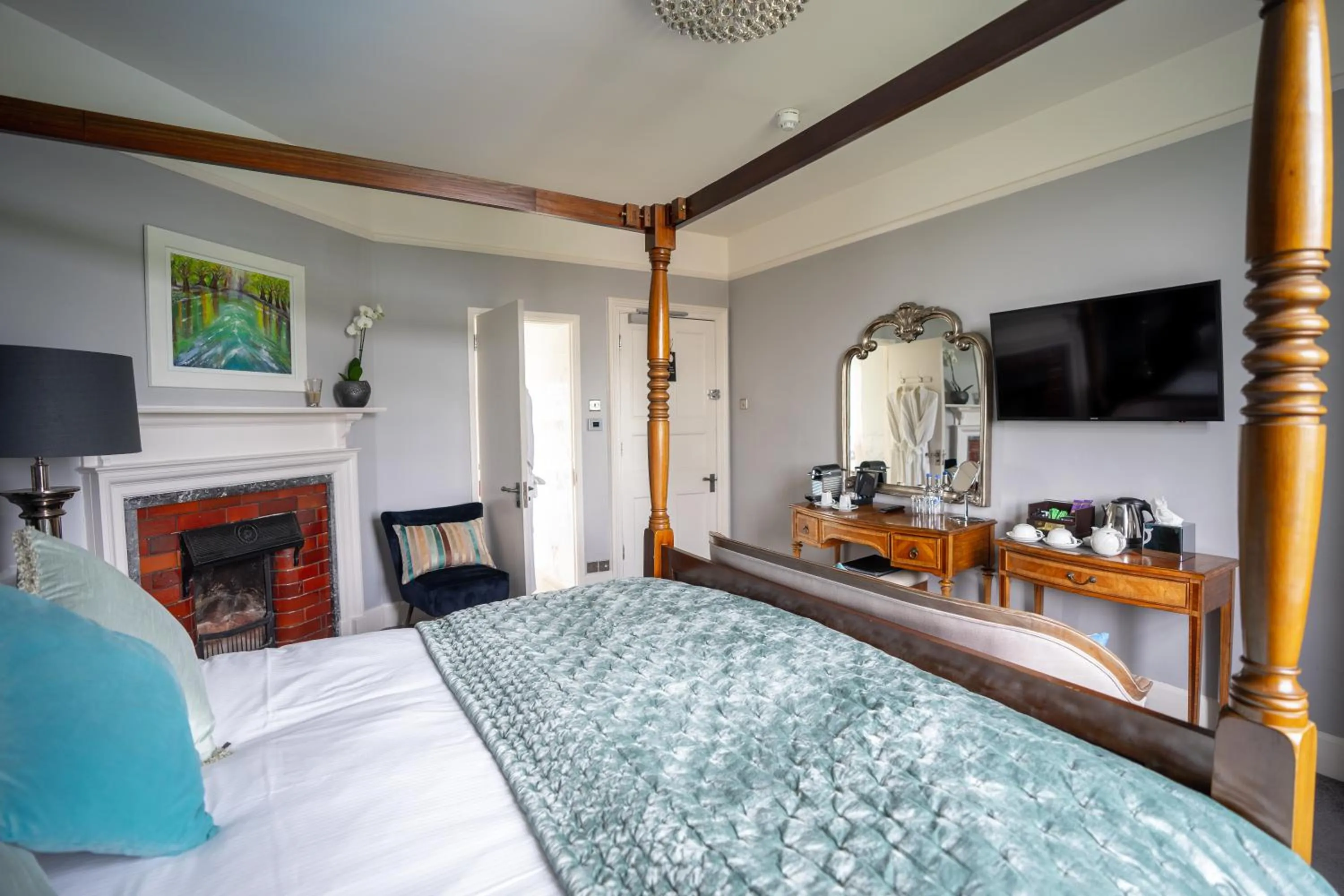 Bed in Dower House Hotel