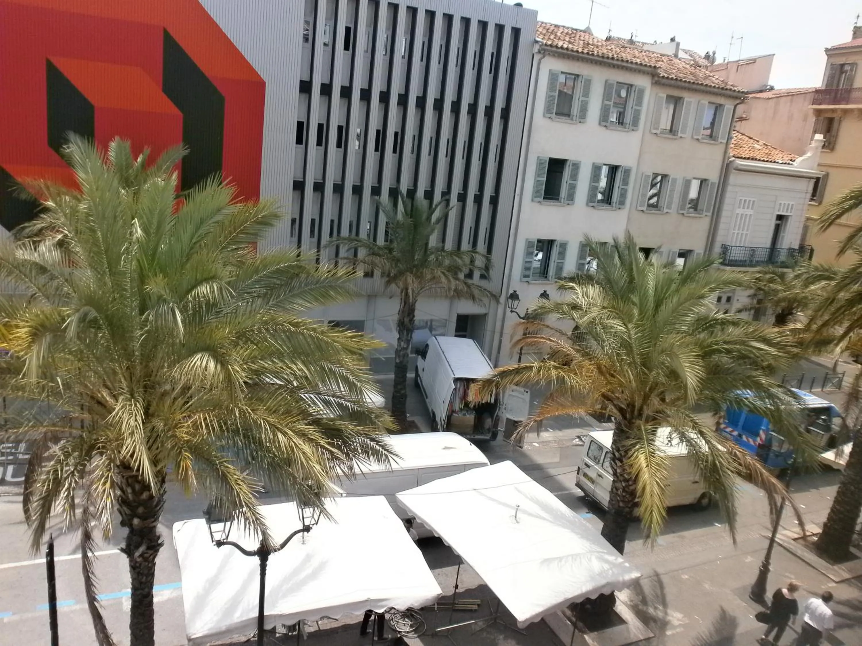 Day in Hotel Restaurant La Frégate