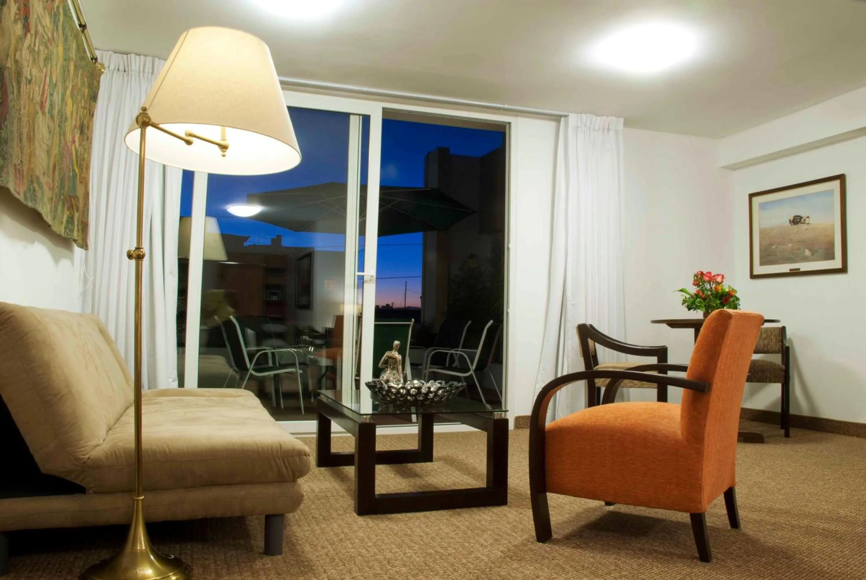 Seating area in Tierra Viva Arequipa Plaza