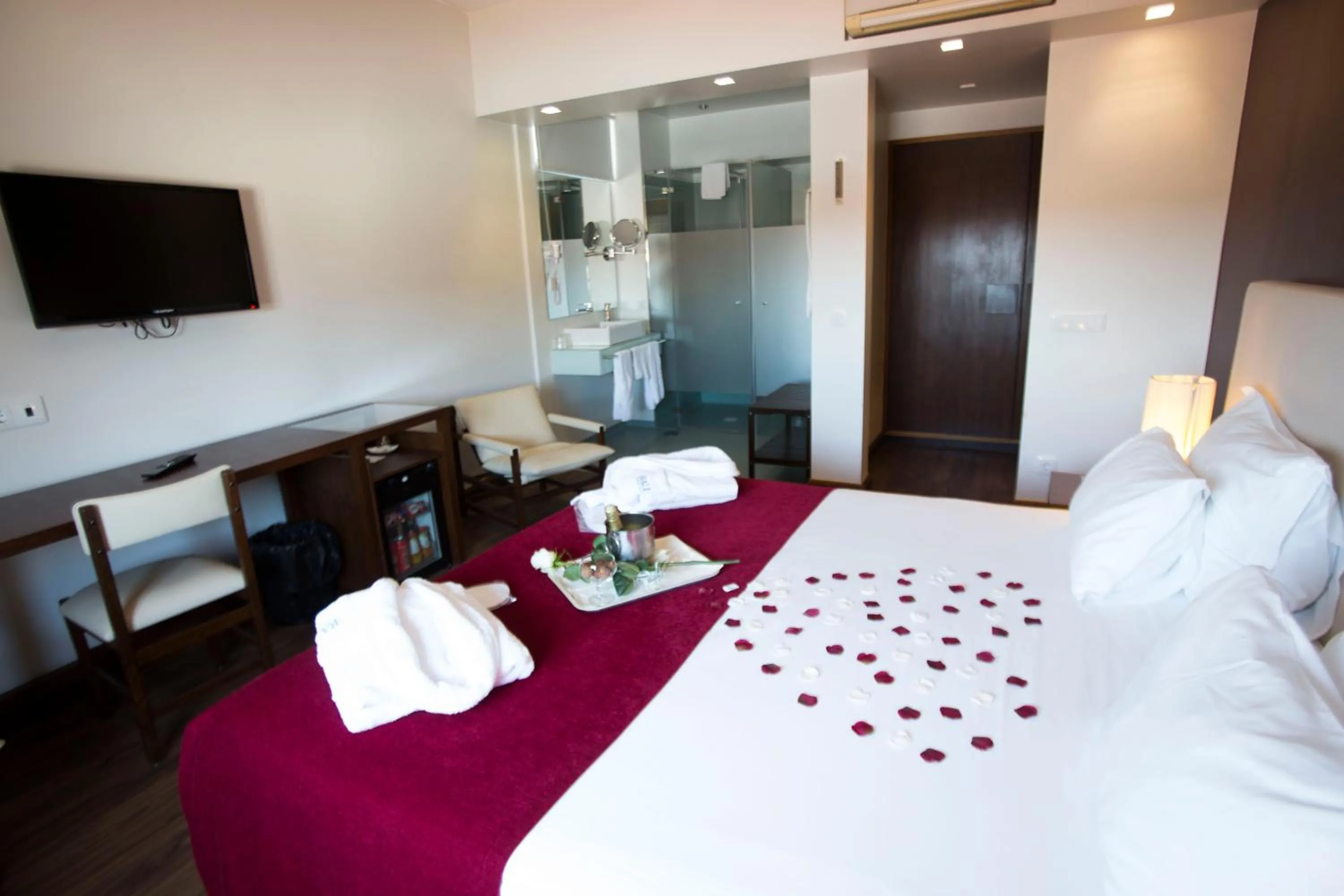 Bedroom, Bed in Hotel Rali Viana