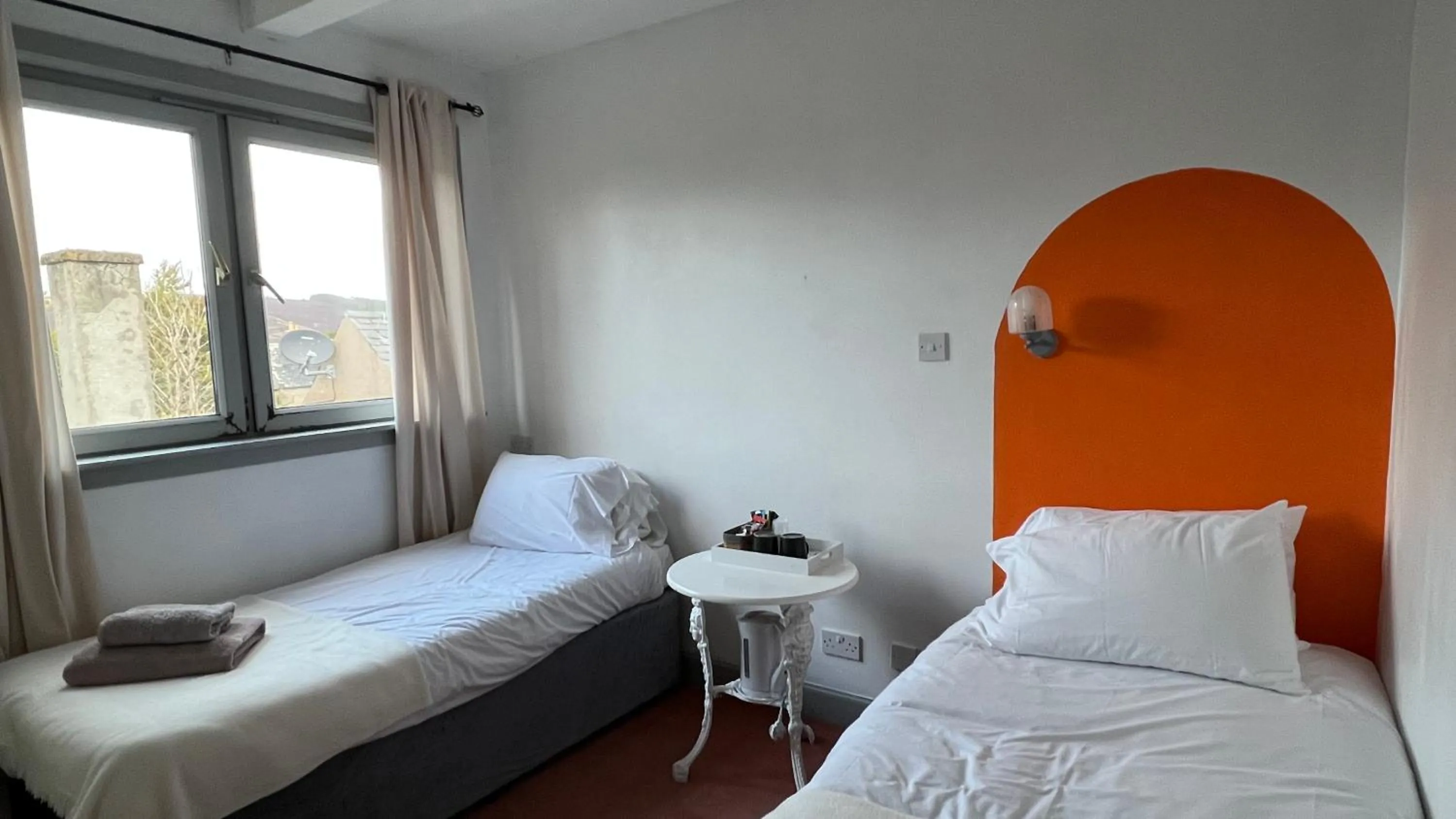 Bedroom, Bed in Hotel Square