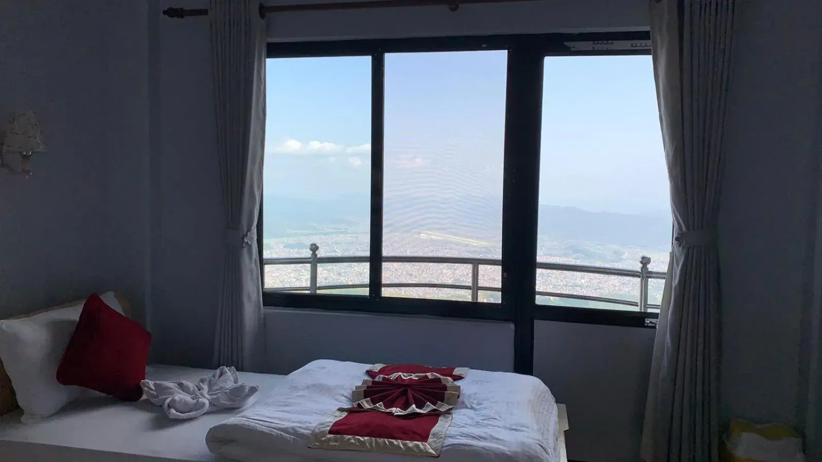 Deluxe Double Room in Hotel Pristine Himalaya Deluxe Double Room in Hotel Pristine Himalaya