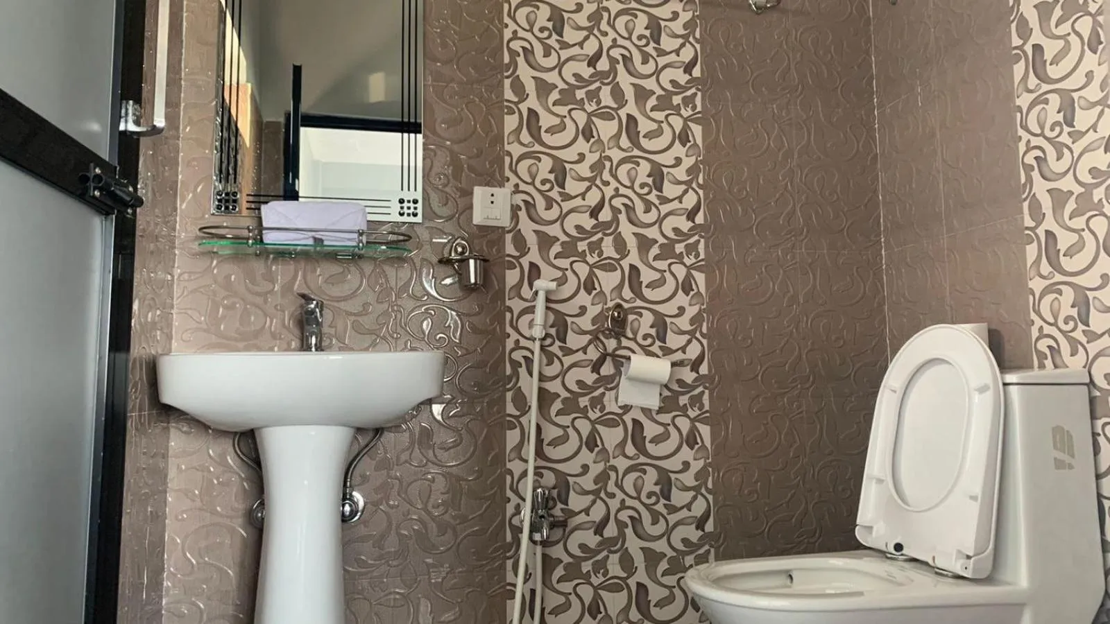 Hotel Pristine Himalaya