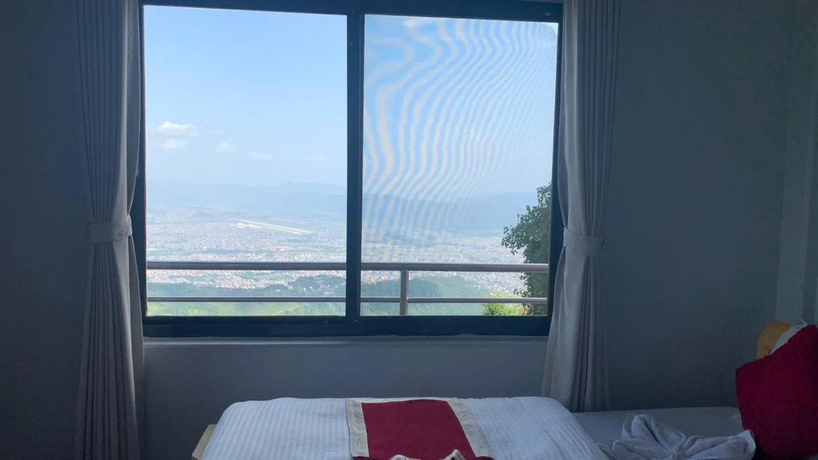 Bed in Hotel Pristine Himalaya