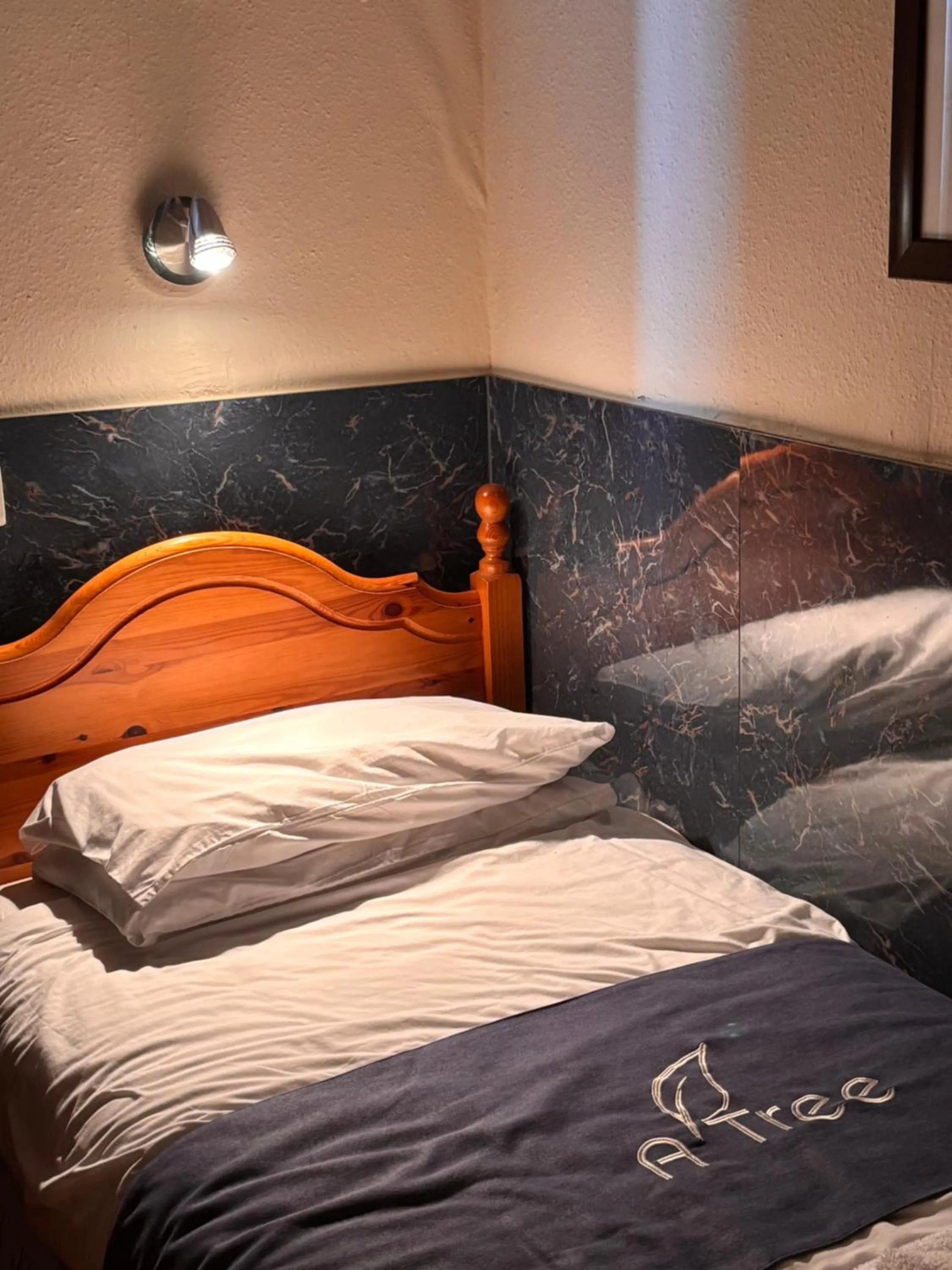 Bed in Argyle Lodge Self Catering Guest House