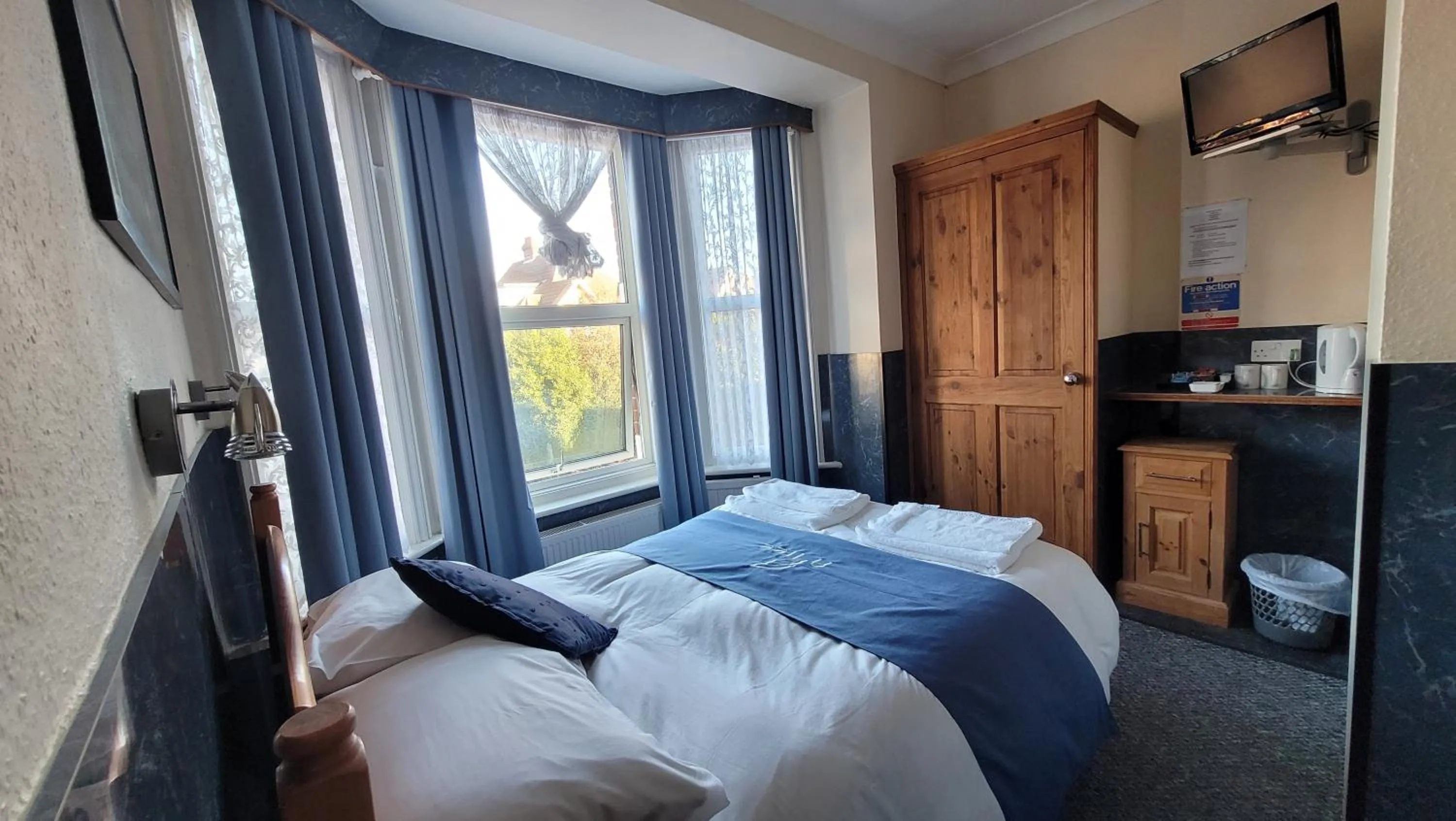 Bed in Argyle Lodge Self Catering Guest House