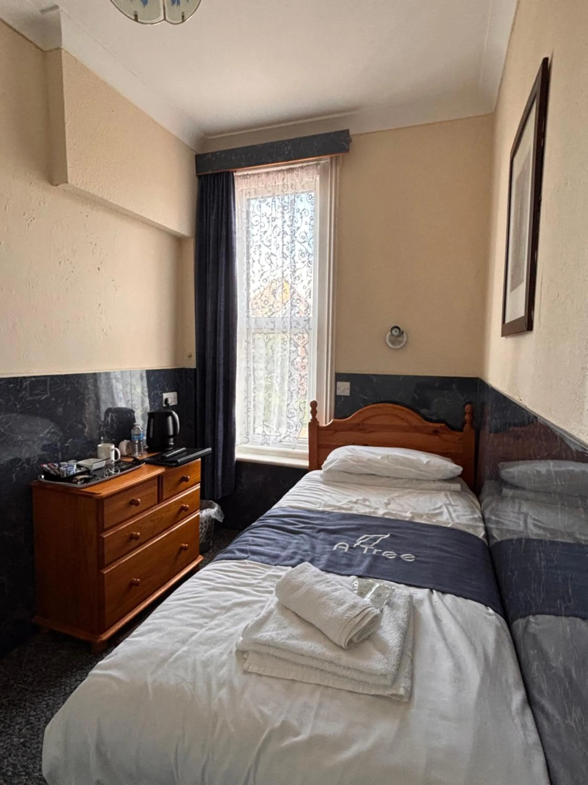 Bed in Argyle Lodge Self Catering Guest House