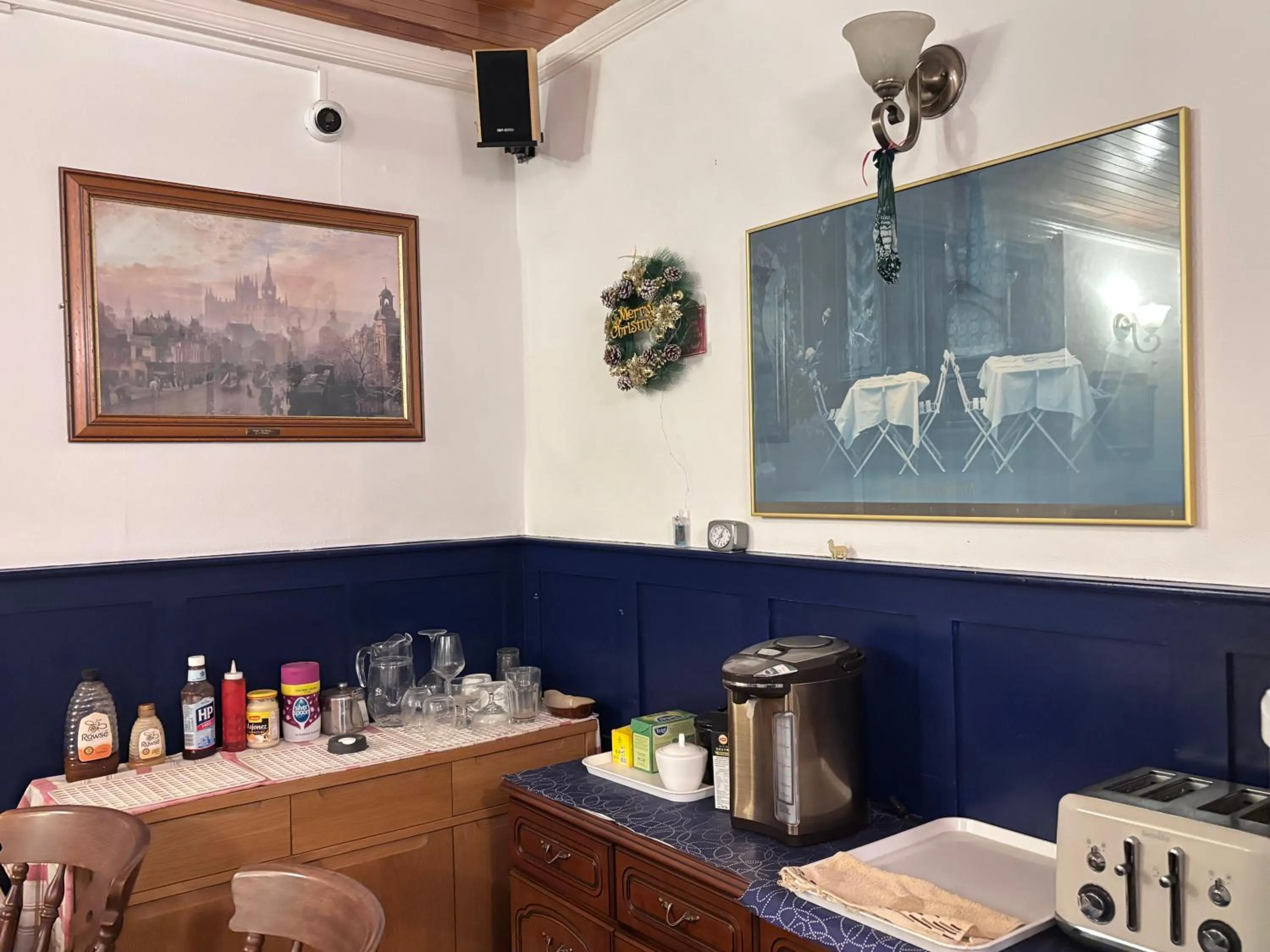 Coffee/tea facilities in Argyle Lodge Self Catering Guest House