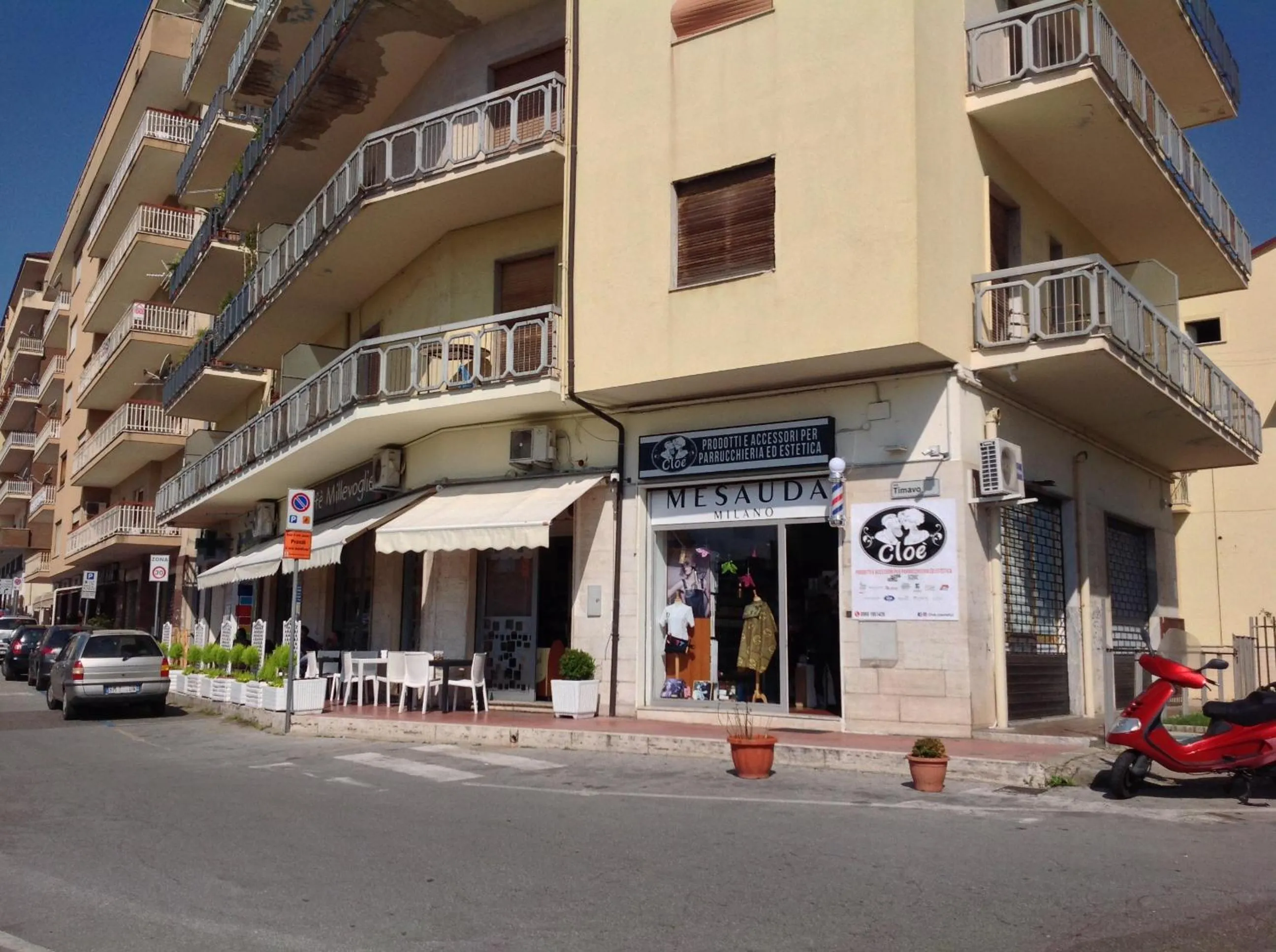 Property building in BELLAVISTA B&b