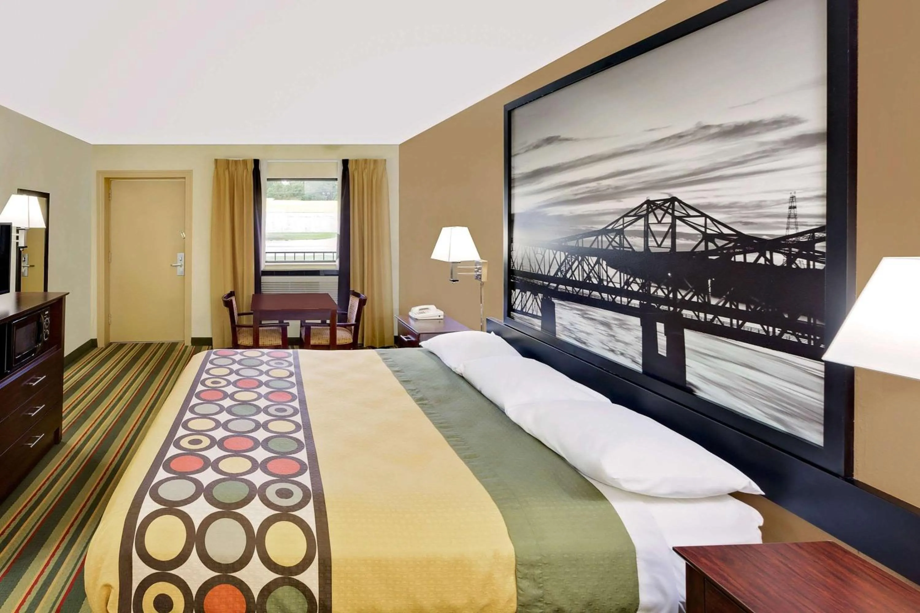 Photo of the whole room, Bed in Super 8 by Wyndham Laurel