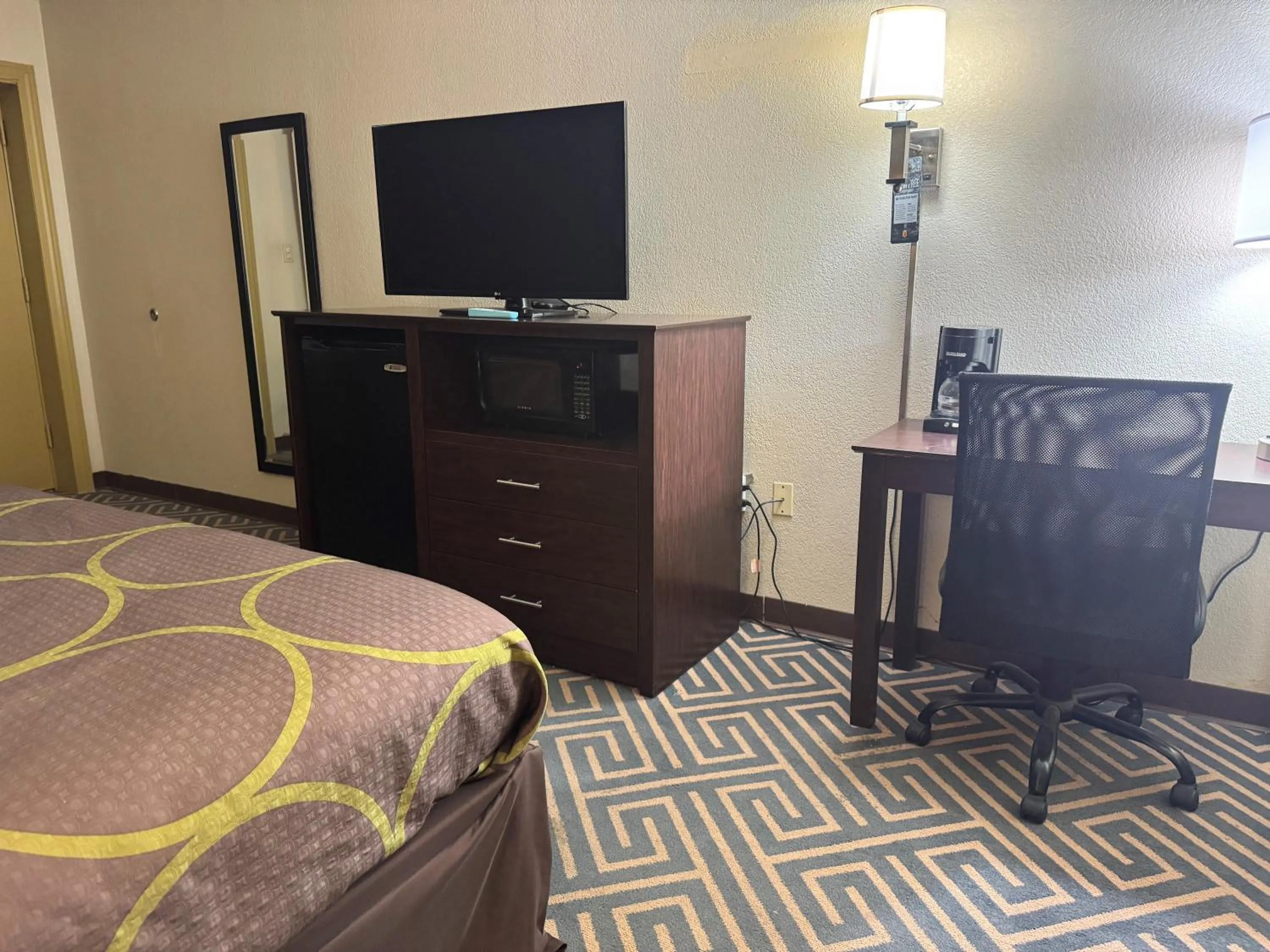 Double Room - Non-Smoking  in Super 8 by Wyndham Laurel