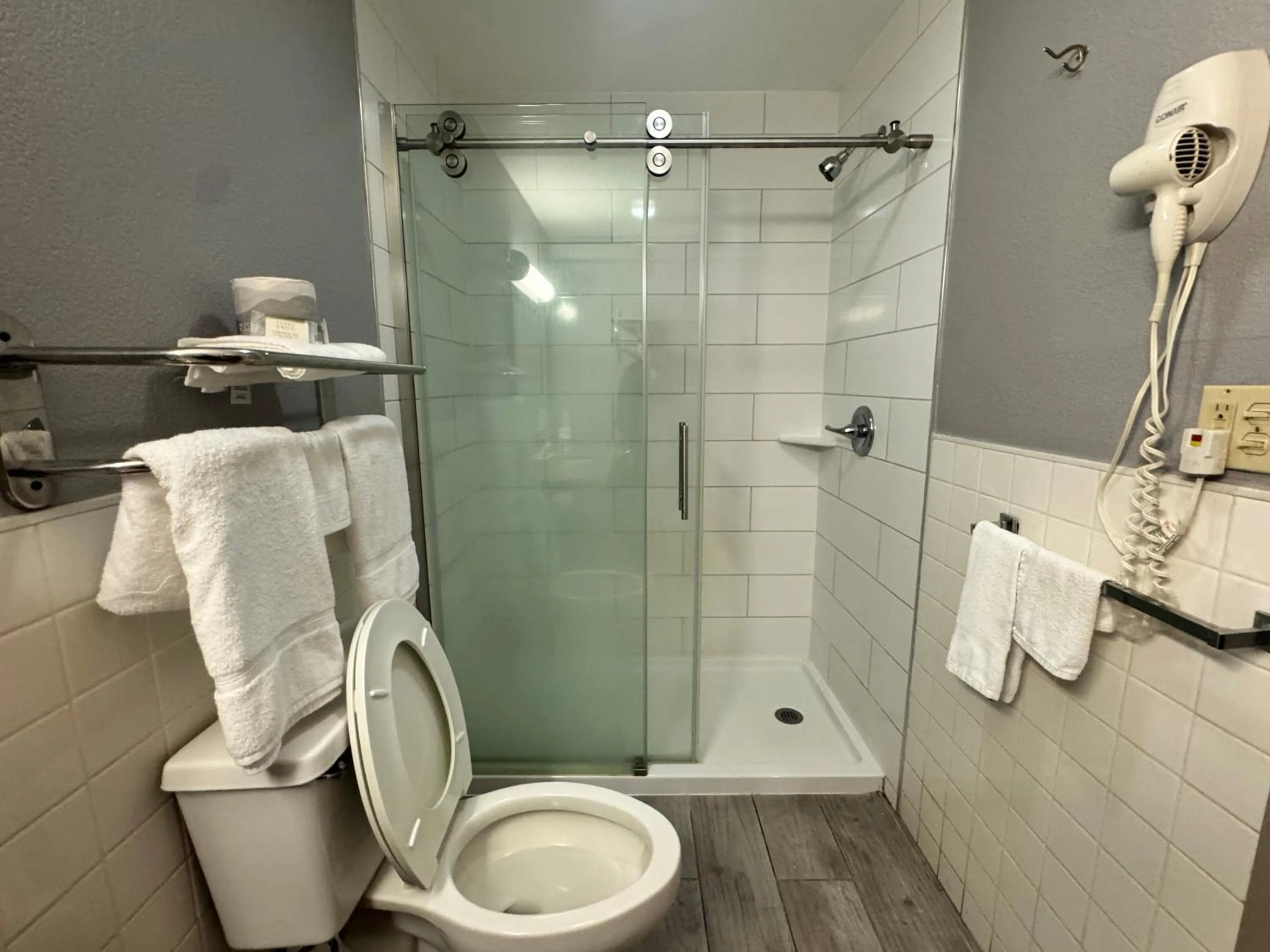 Bathroom in Super 8 by Wyndham Laurel