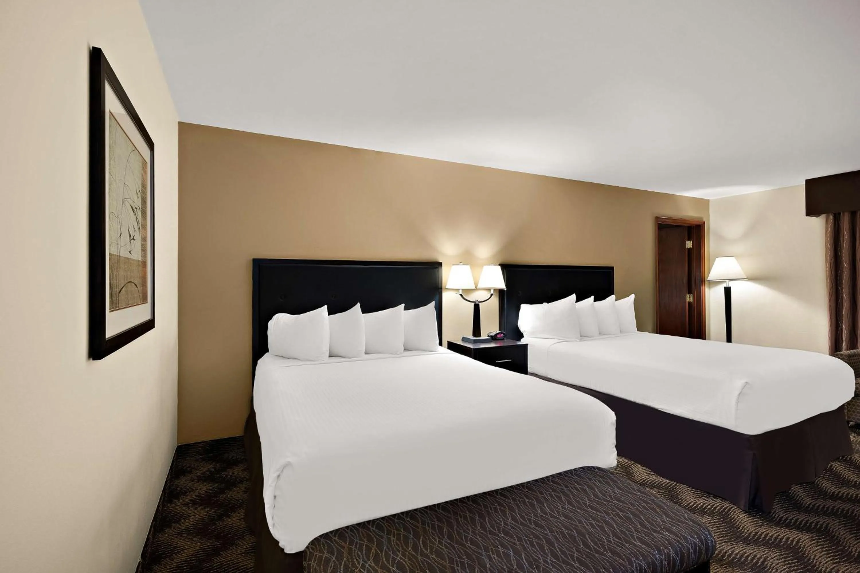 Photo of the whole room, Bed in Best Western Plus Gold Country Inn
