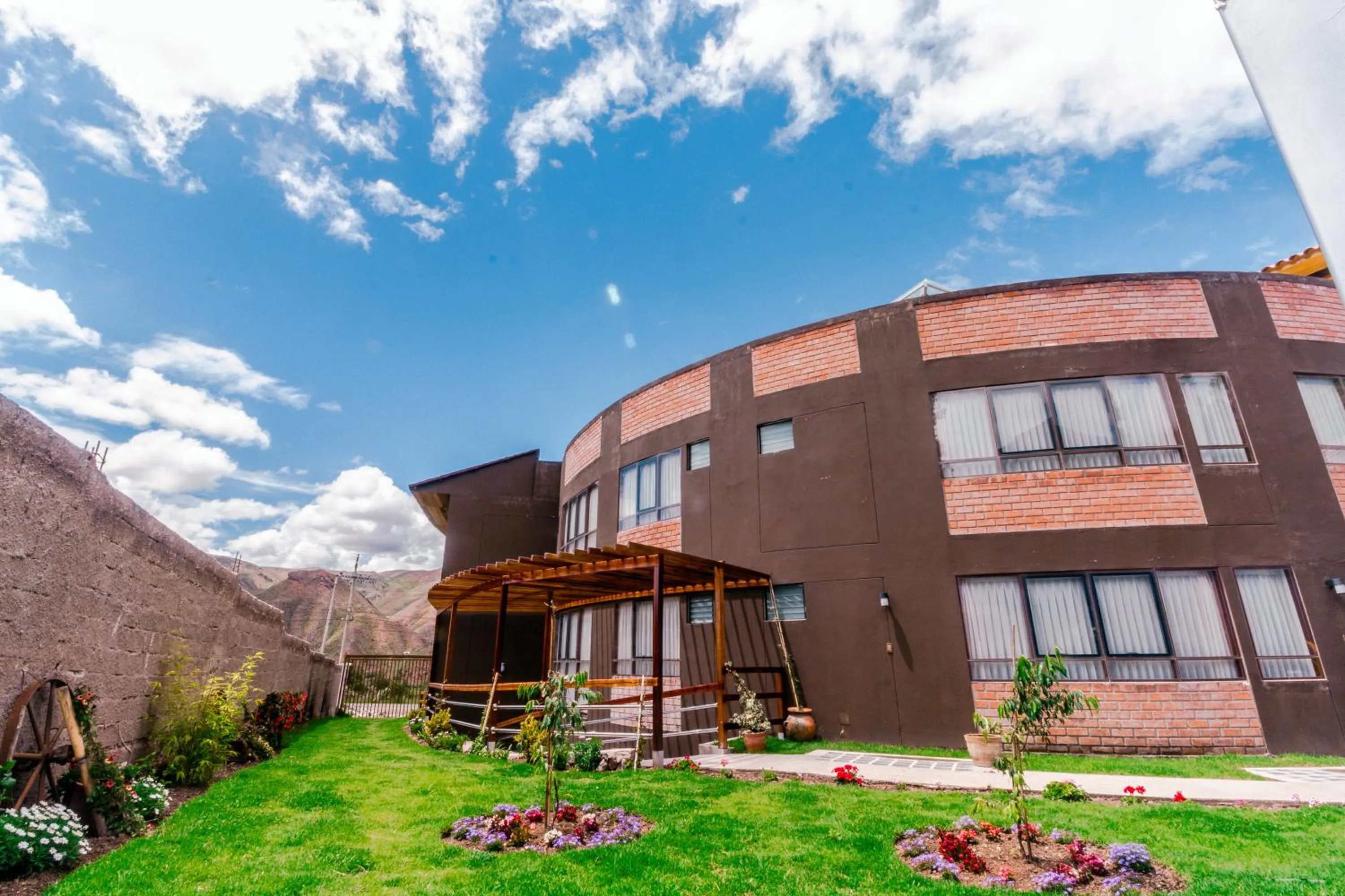 Property building in Hacienda del Valle Sagrado