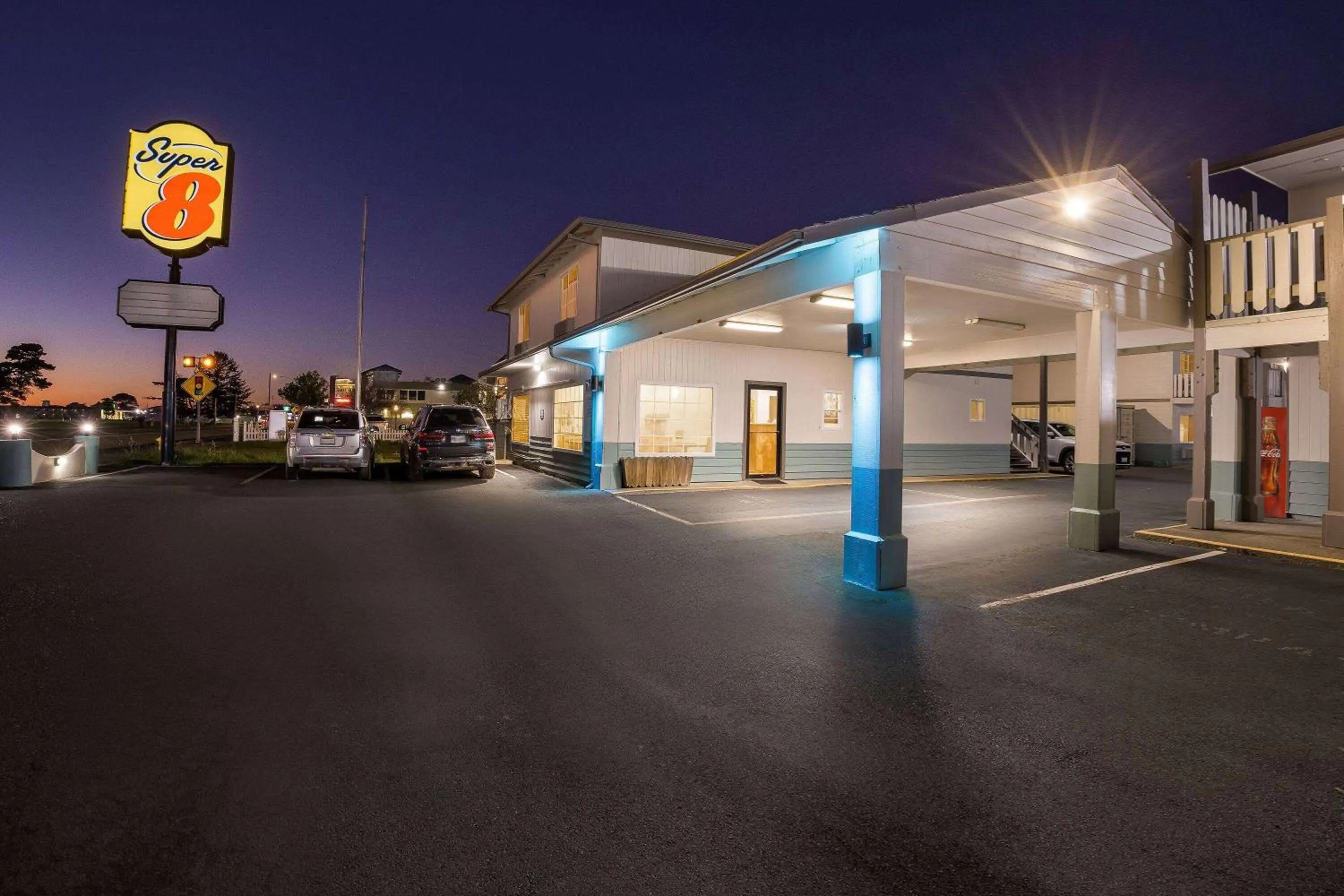 Property building in Super 8 by Wyndham Crescent City