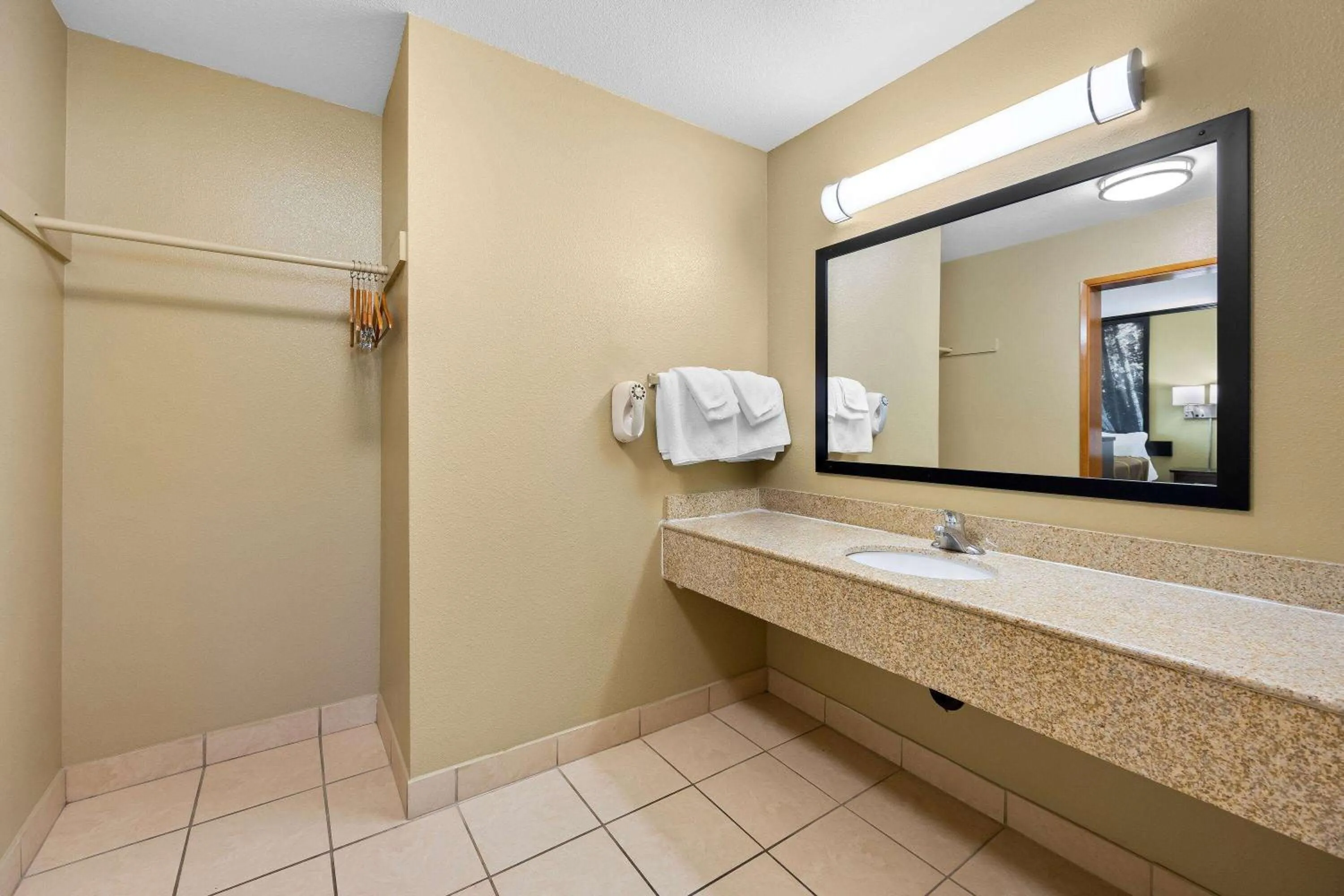 Bathroom in Super 8 by Wyndham Crescent City