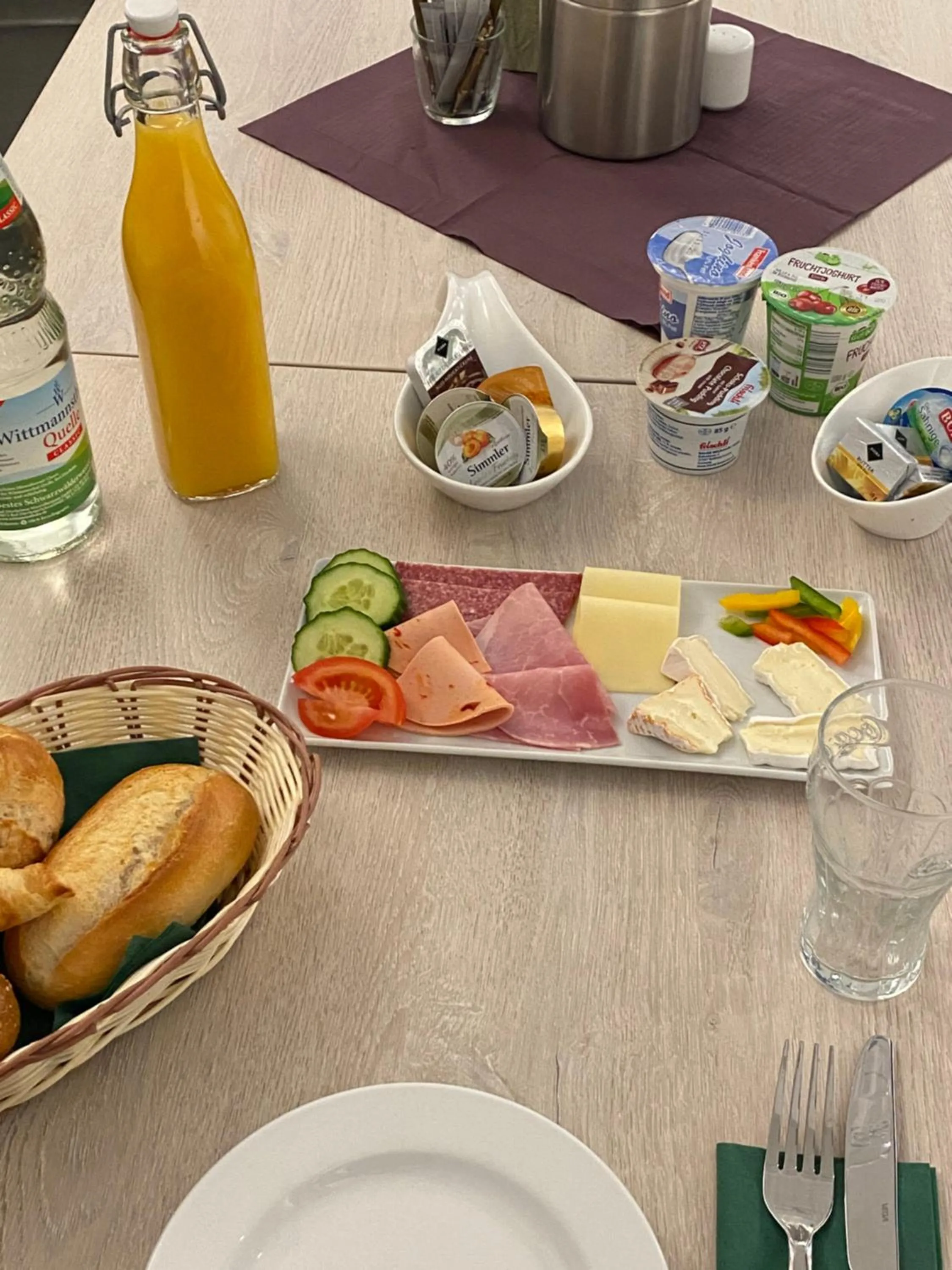 Breakfast in Hotel Lumi