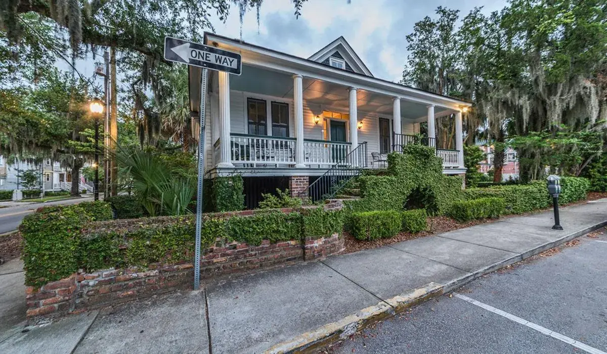 Two-Bedroom Suite in The Beaufort Inn Two-Bedroom Suite in The Beaufort Inn