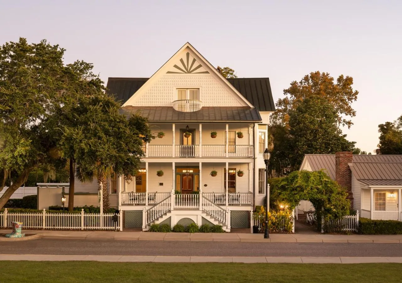 Property building in The Beaufort Inn