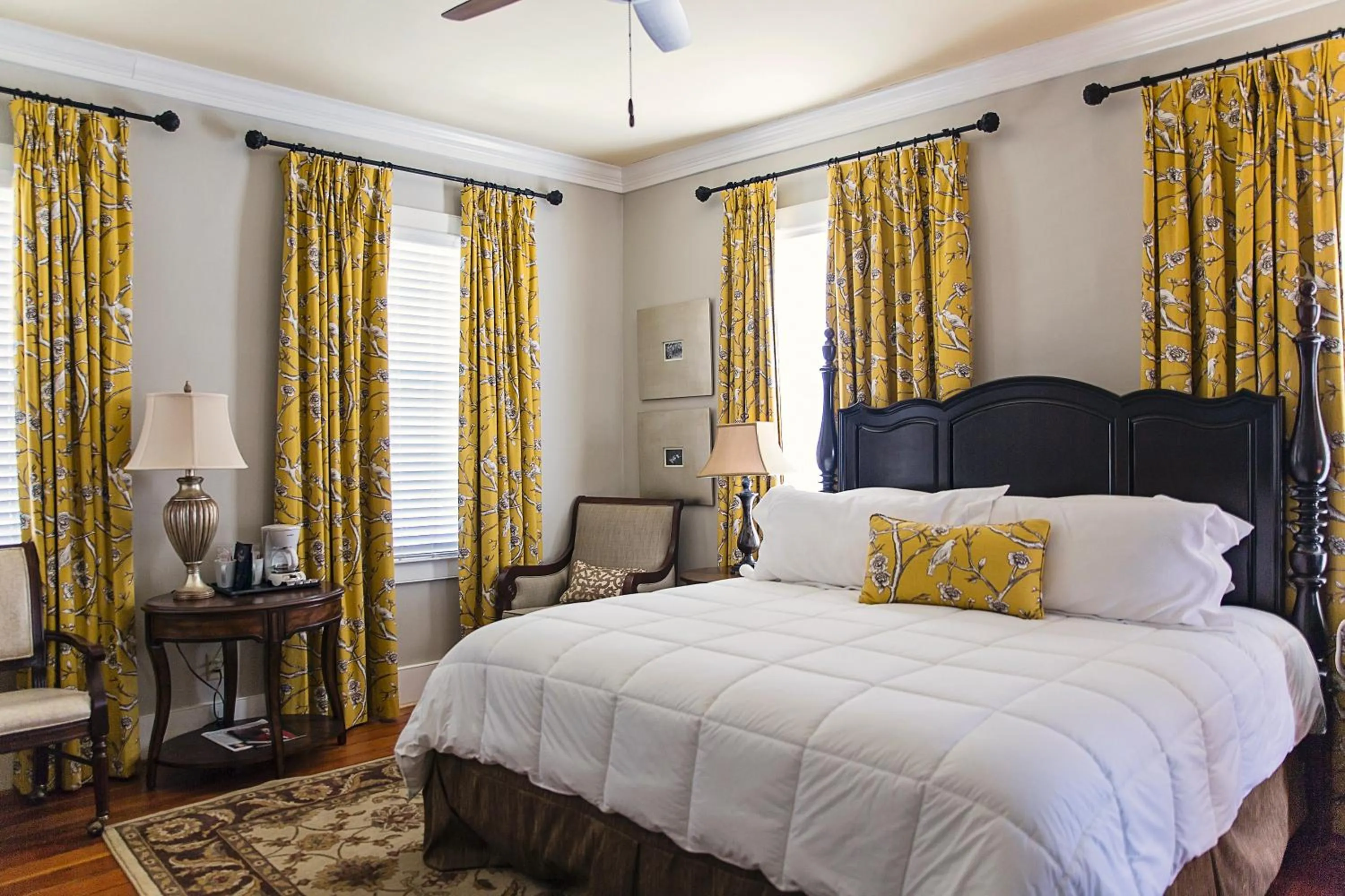 Photo of the whole room, Bed in The Beaufort Inn