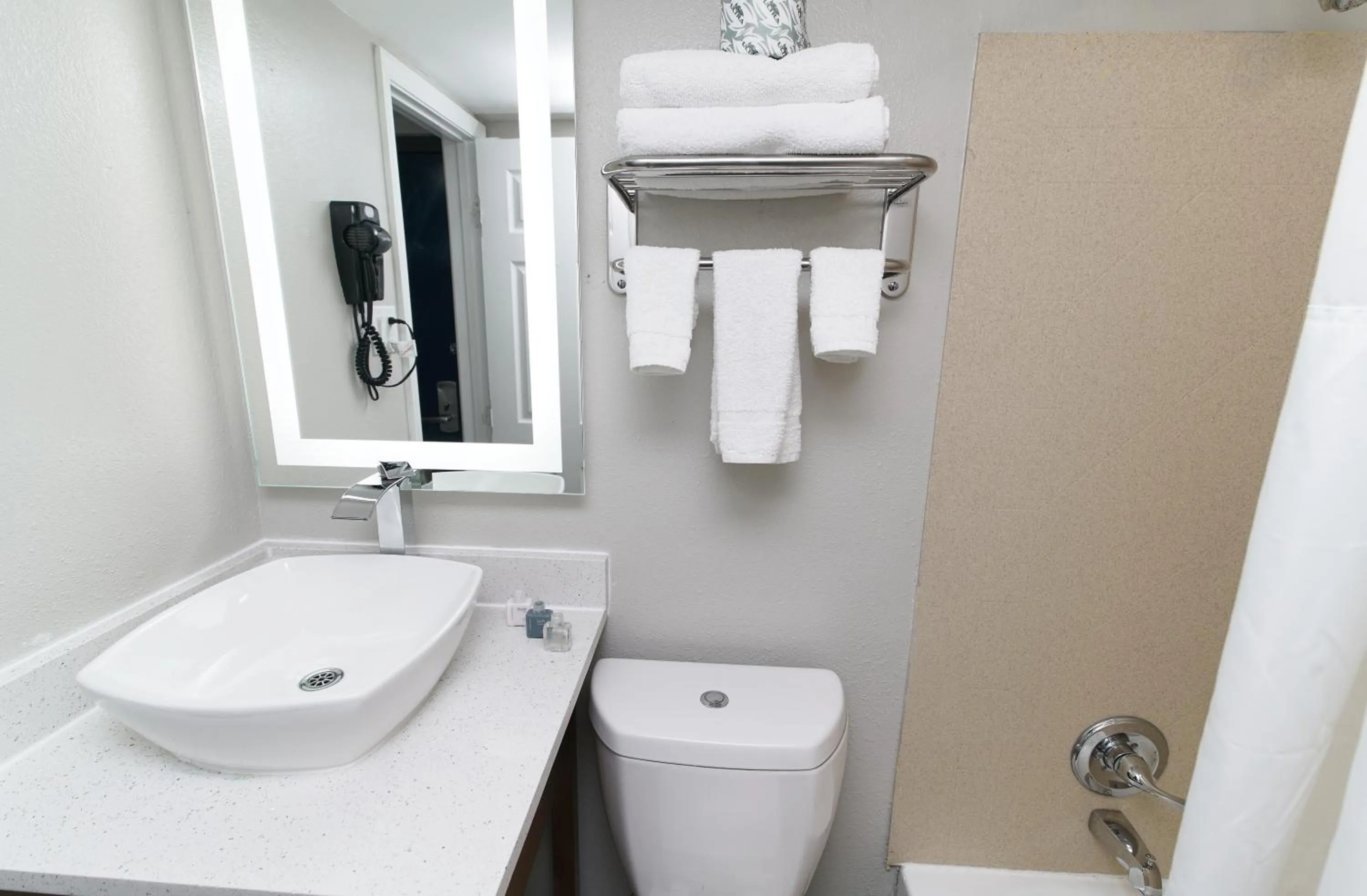 Bathroom in Seashire Inn & Suites