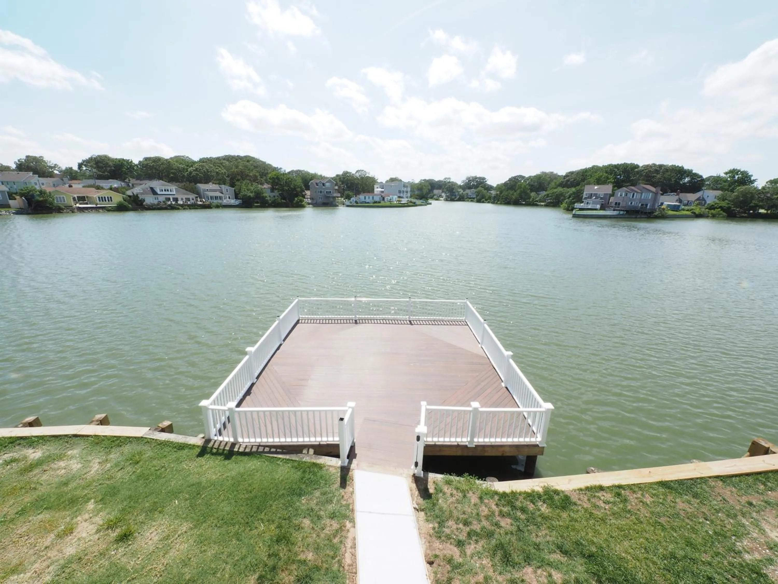 Day in Seashire Inn & Suites