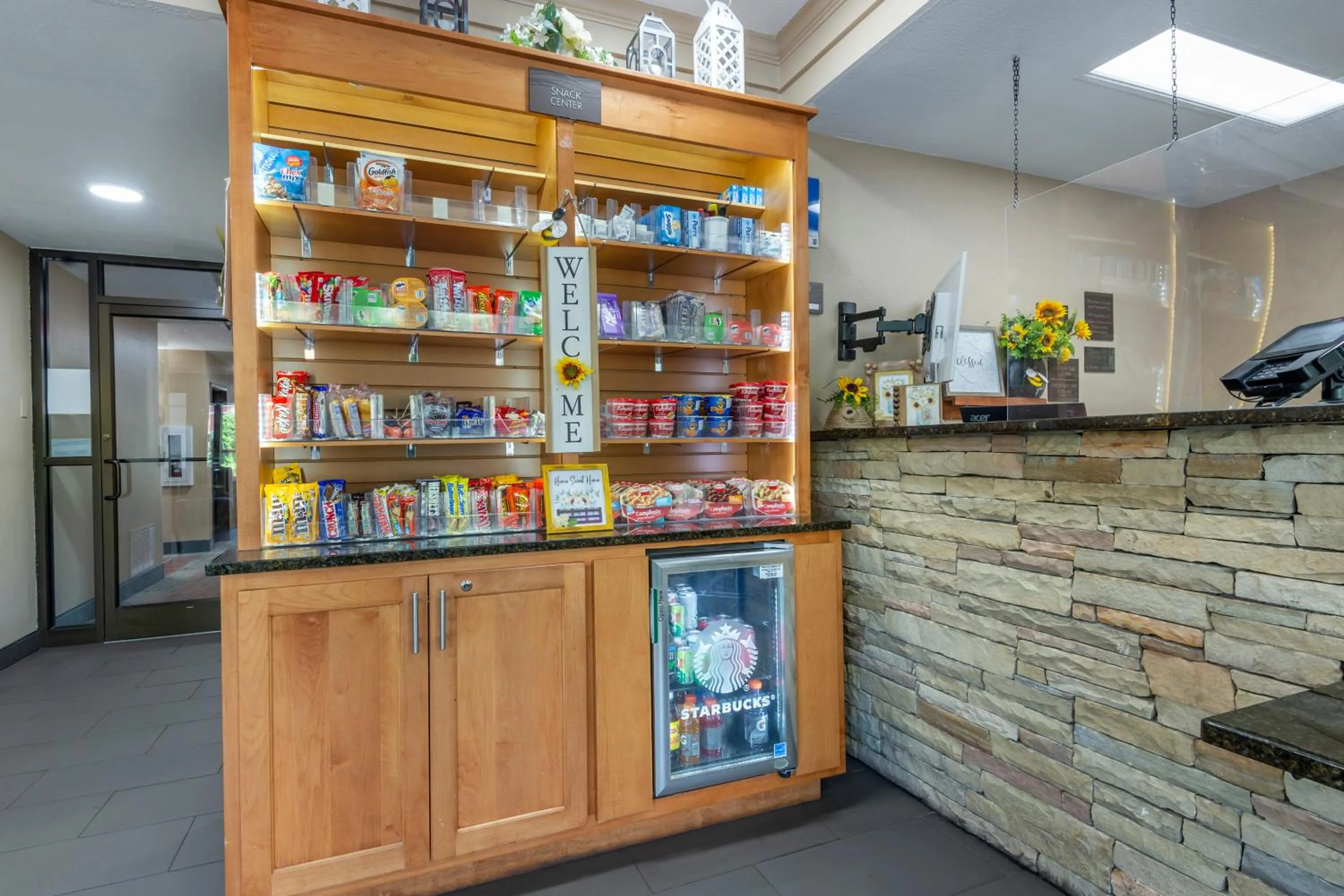 Lobby or reception in Comfort Inn Asheville East-Blue Ridge Pkwy Access