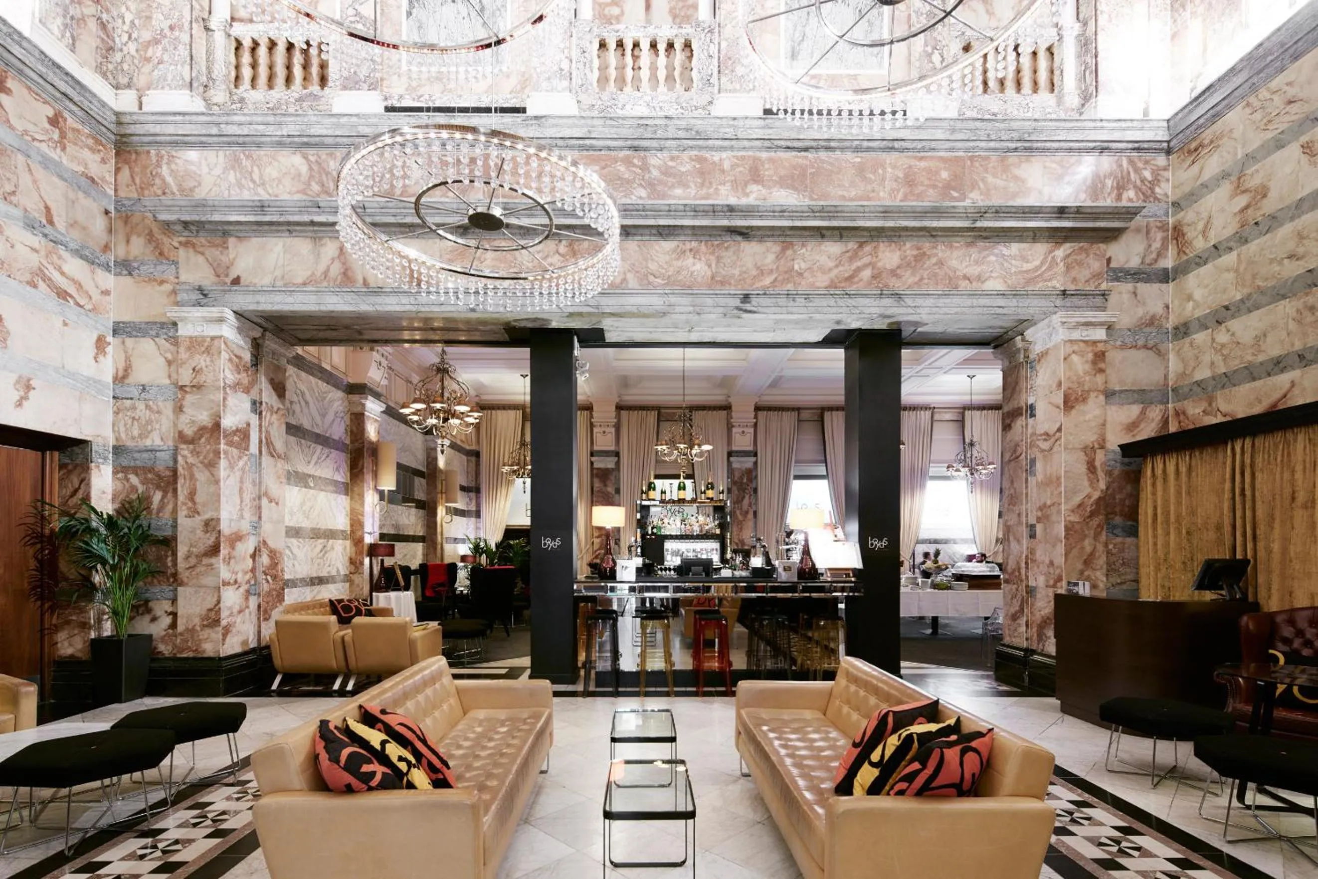 Restaurant/places to eat in The Grand at Trafalgar Square